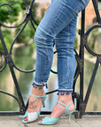 Capri Glitter sandalo stile vintage con tacco in nappa acquamarina e glitter artigianale