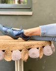 Juno Blue scarpina bassa in nappa e laminato blu rialzo interno 3,5cm artigianale marchigiana