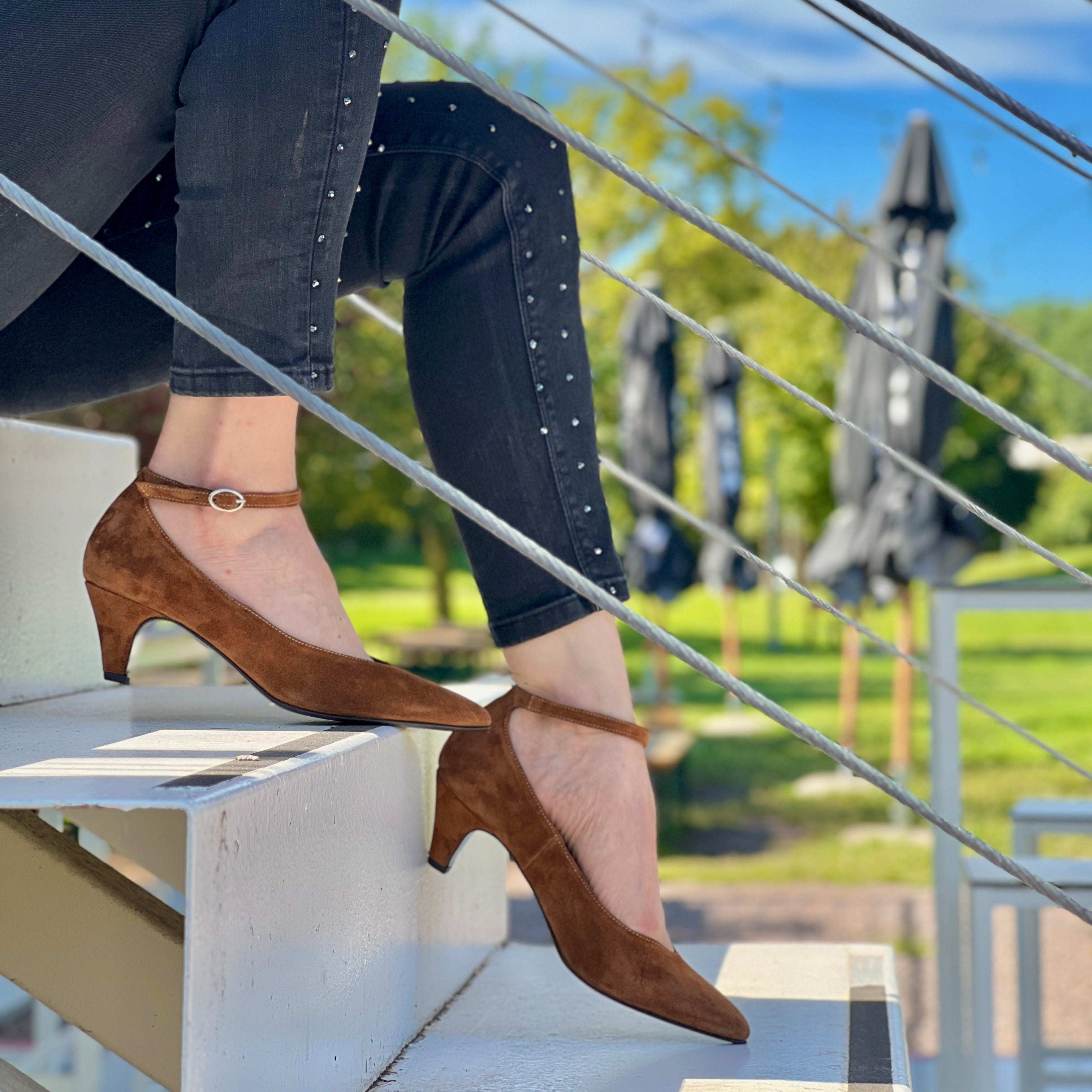 Witch Brown decollete sfilata tacco in camoscio cuoio artigianal