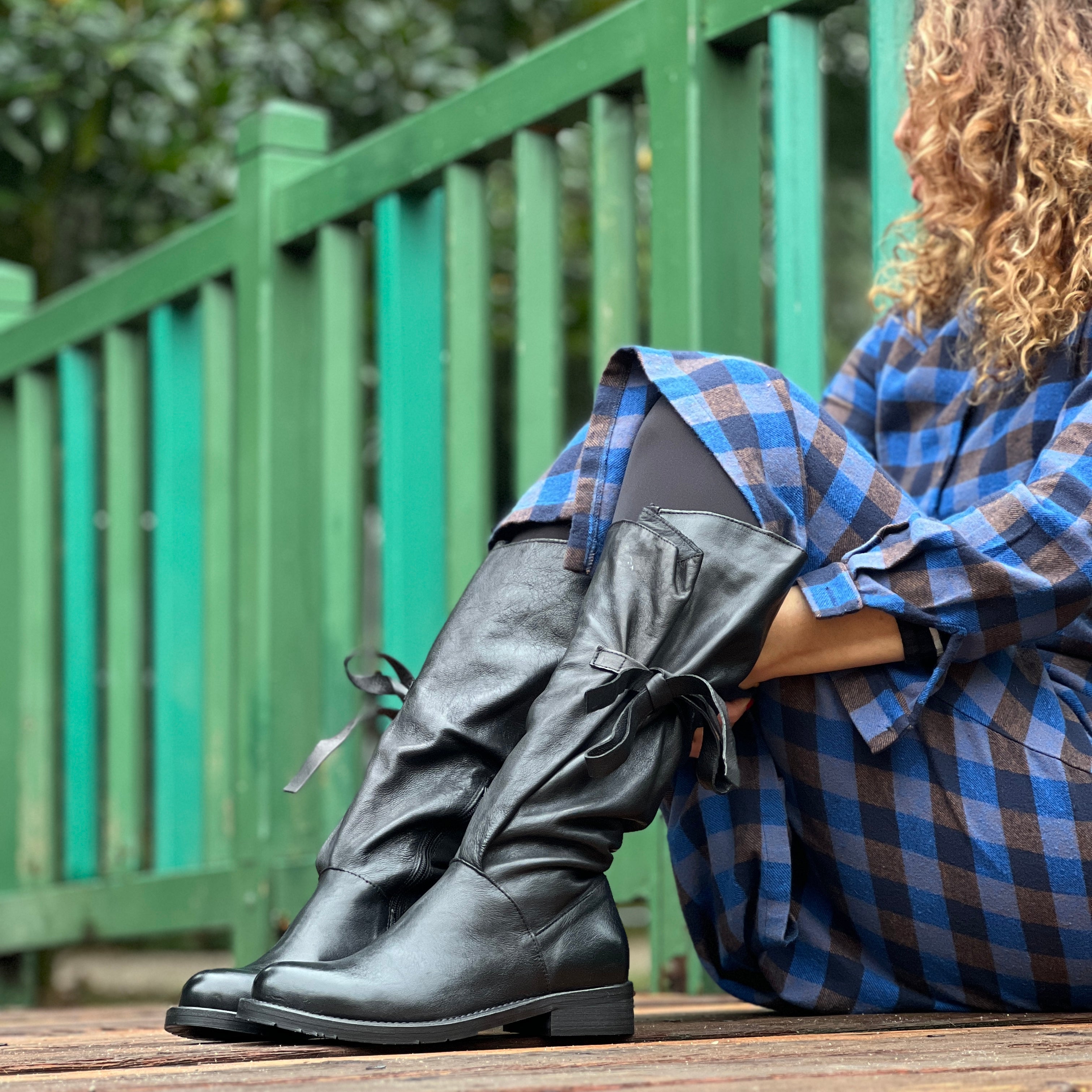 Berlino Black stivale nero con gambale regolabile in pelle