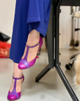 Mindy Violet scarpetta t bar in tacco 7 cm in nappa fucsia e viola artigianale