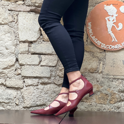 Image of Yara Brick decollete in nappa con cinturini tacco 3cm artigianale marchigiana