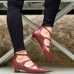 Image of Yara Brick decollete in nappa con cinturini tacco 3cm artigianale marchigiana