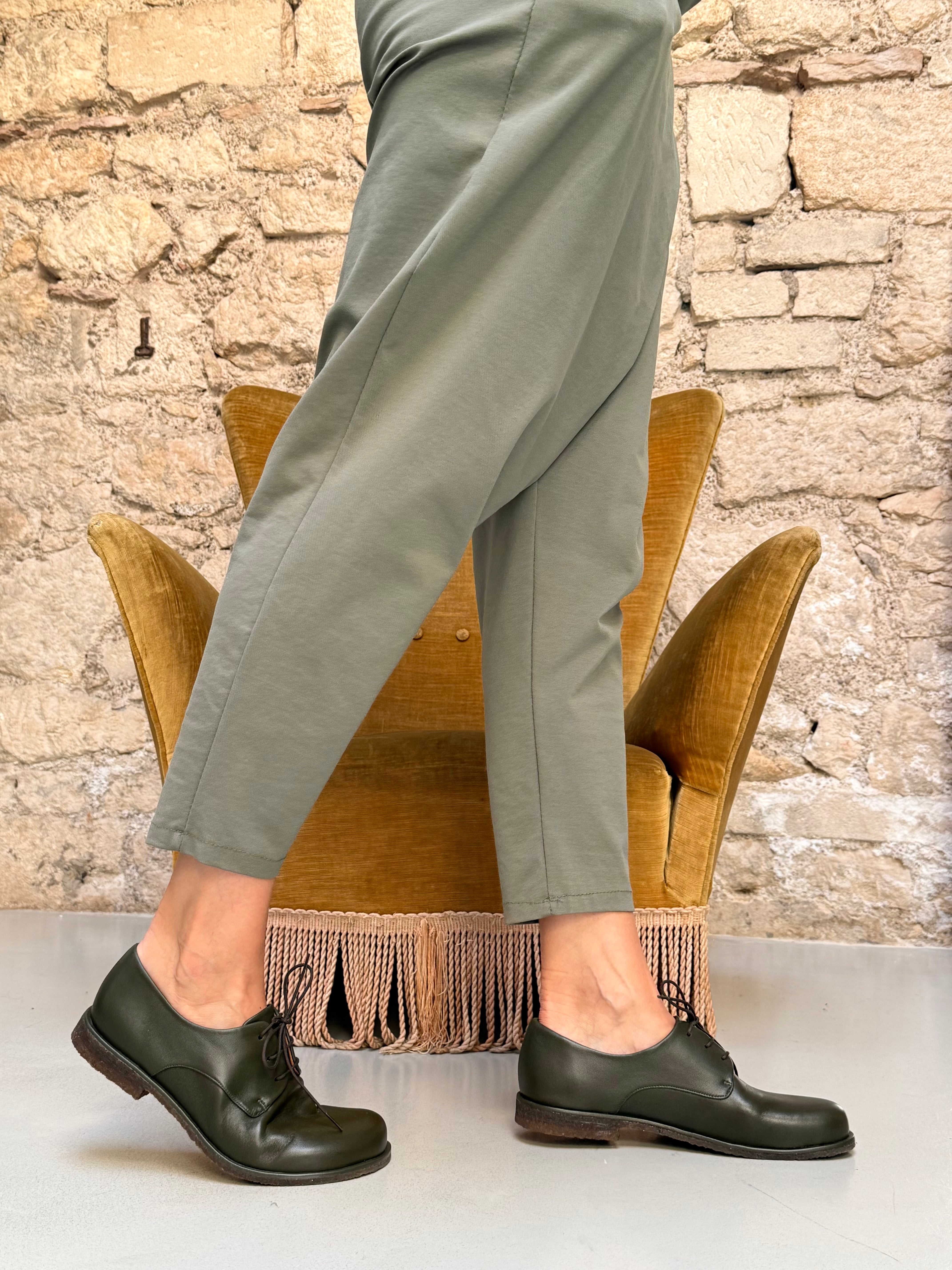 Image of Chaplin Olive derby in nappa verde oliva tacco 2 lav. artigianale lagattaconglistivali