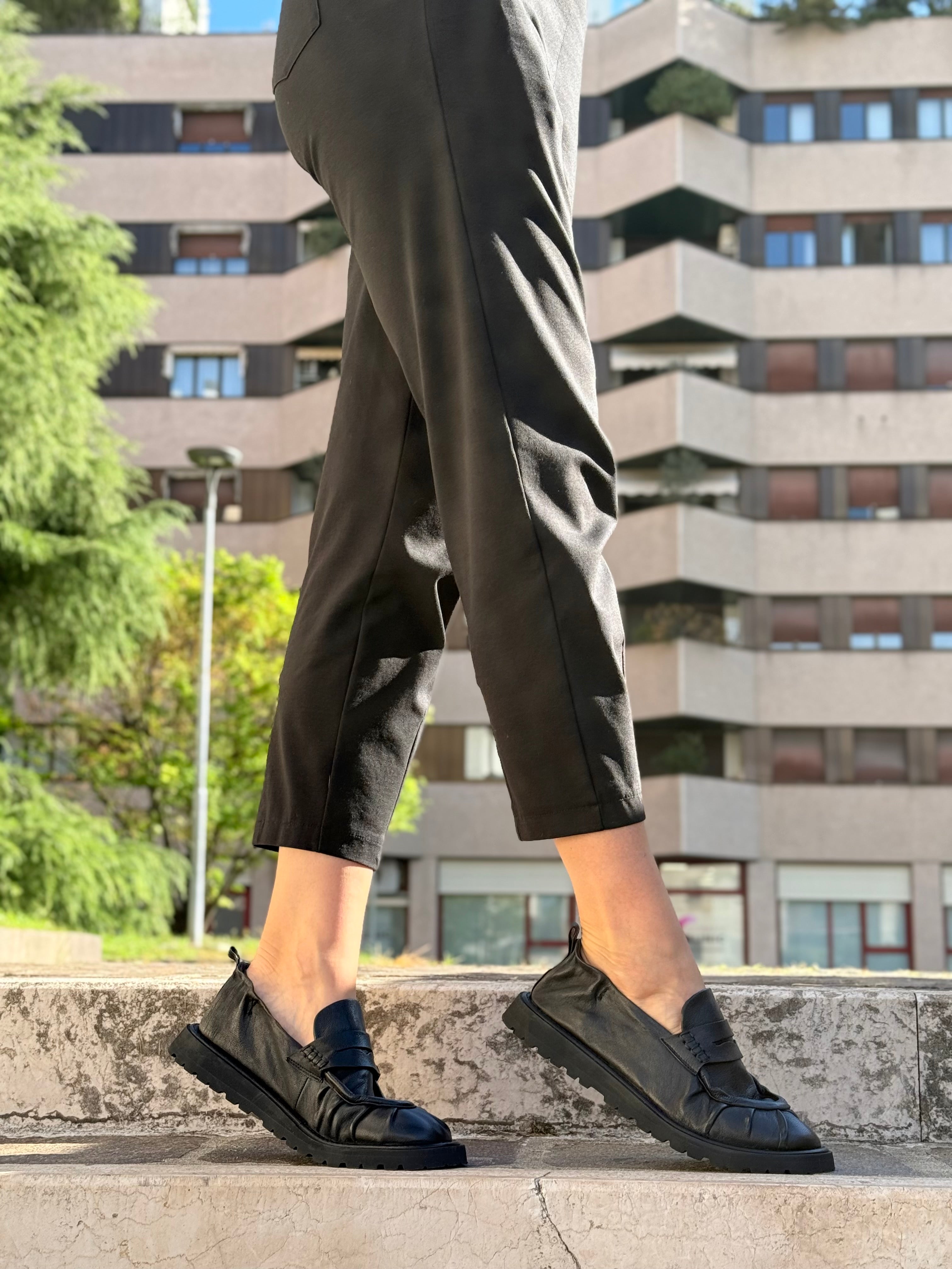 Image of Beretta Black mocassino in pelle nera lav. artigianale marchigiano