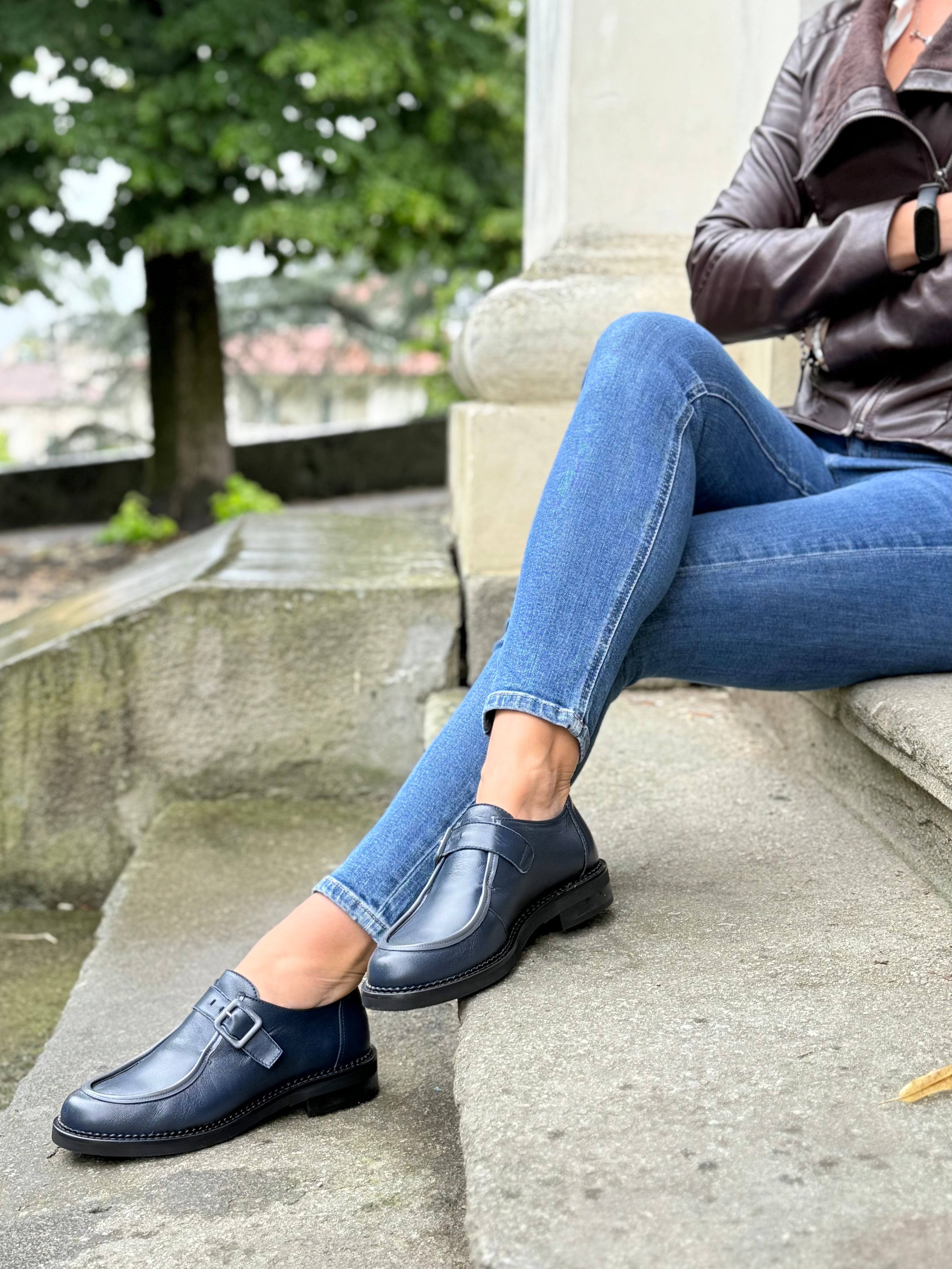 Image of Studio Blue ingegnere in pelle blu scuro tacco 3cm artigianale marchigiano