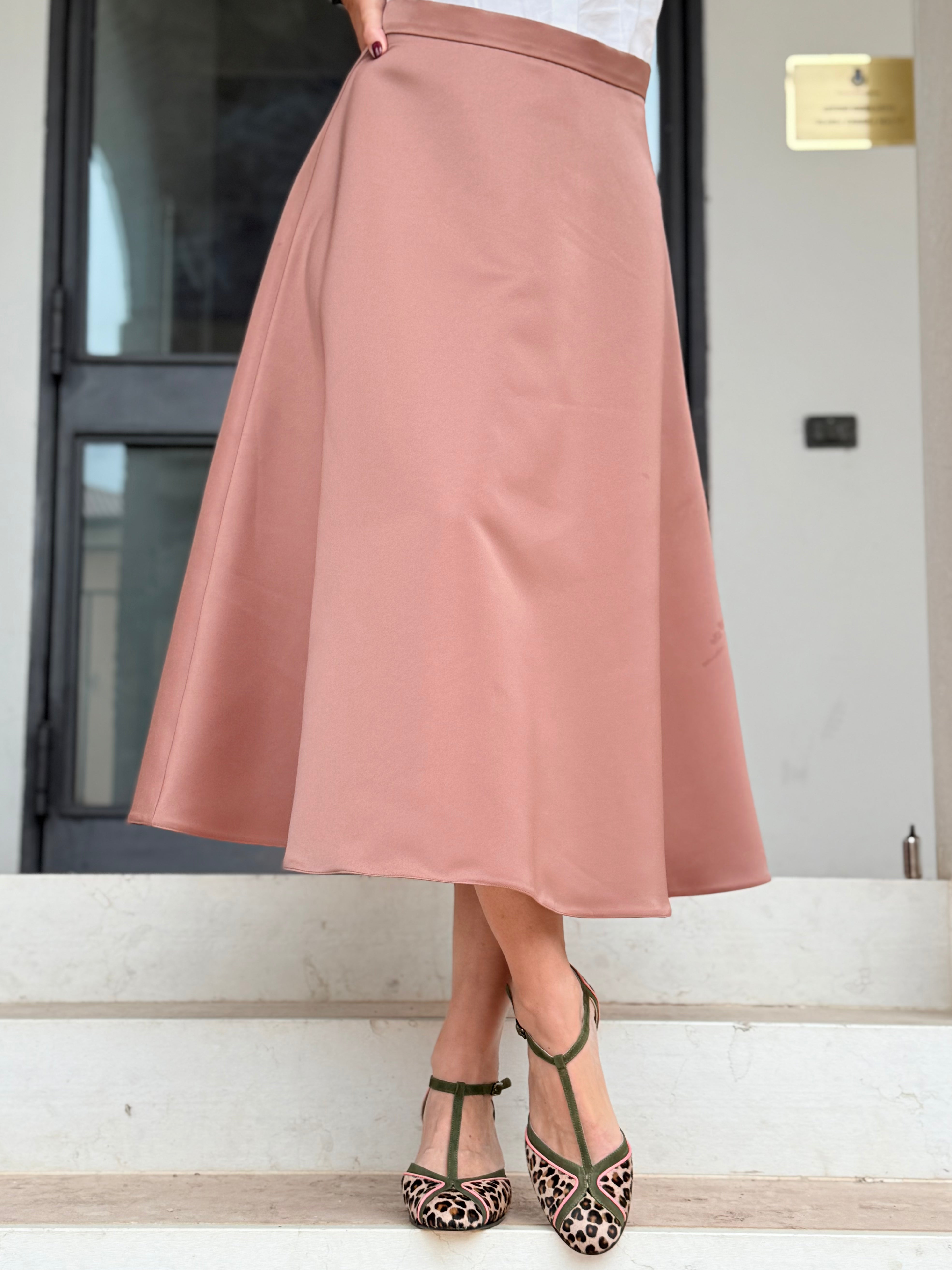 Strauss Pony t bar in cavallino con profilo rosa con tacco 5.5 cm. artigianale marchigiana