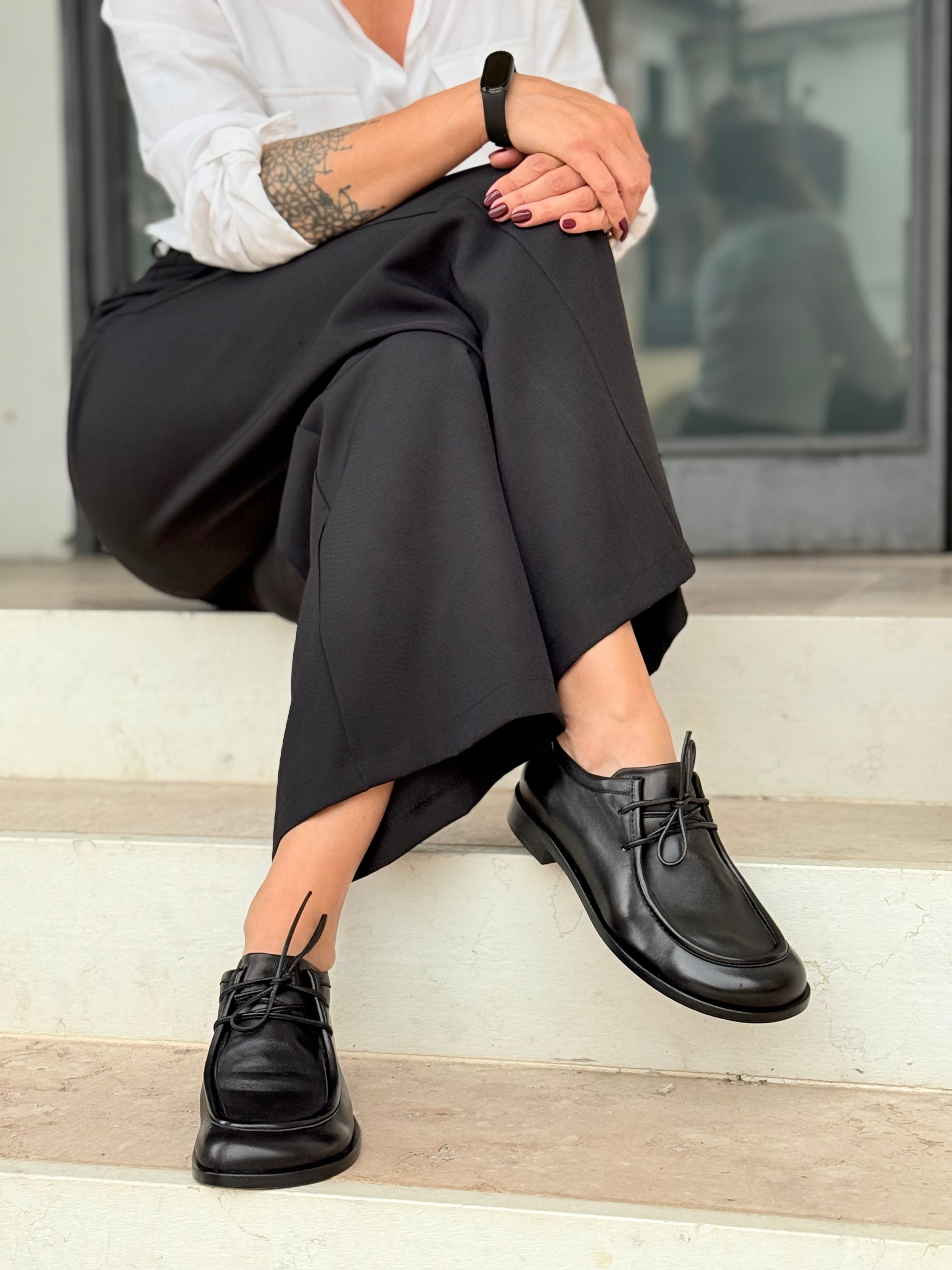 Image of Tenebra Black mocassino allacciato in nappa nera - 2 cm - lavorazione artigianale