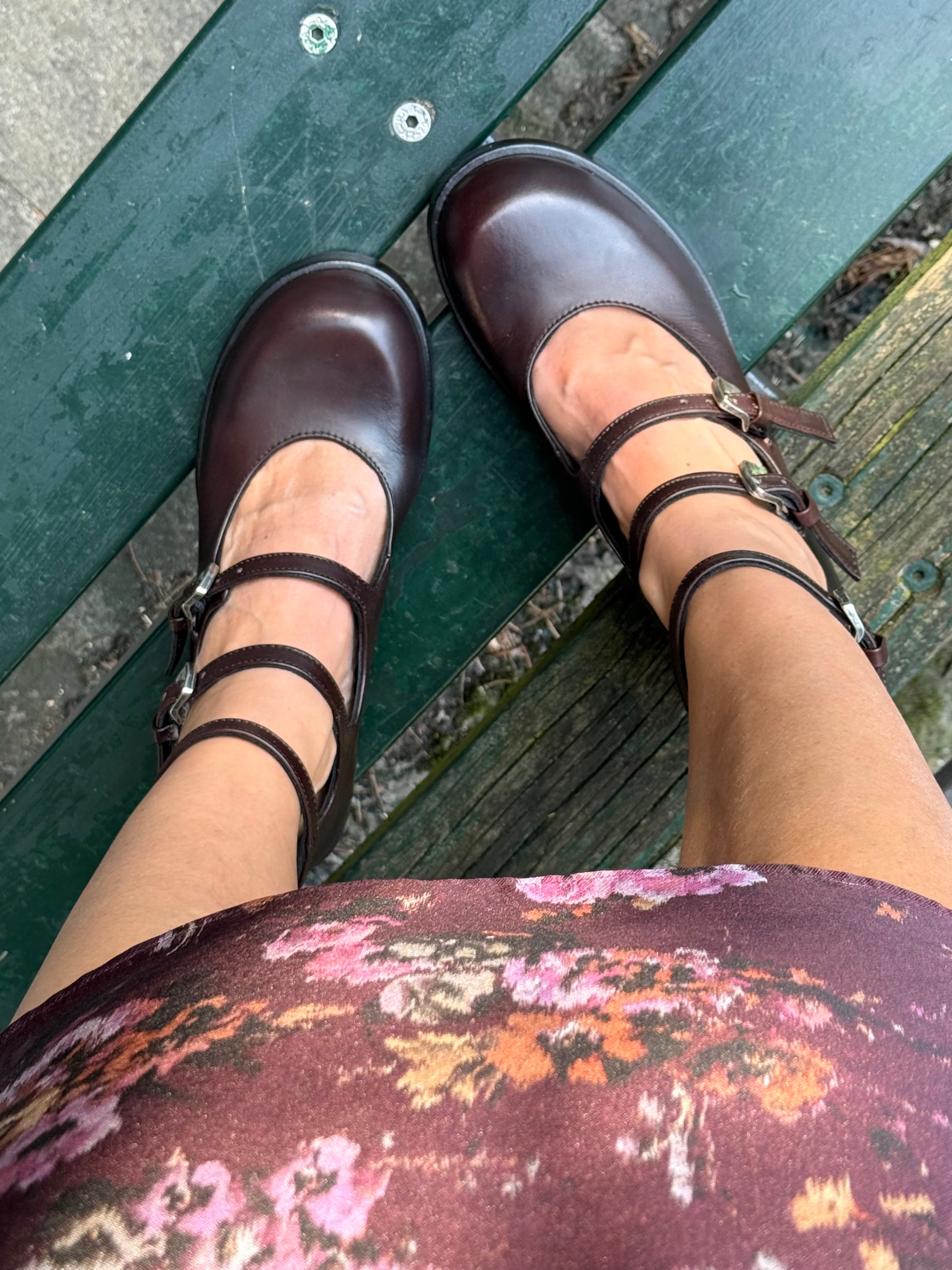 Kawaii Moro decolletè maryjane  con cinghie in nappa marrone tacco 7 cm artigianale marchigiana