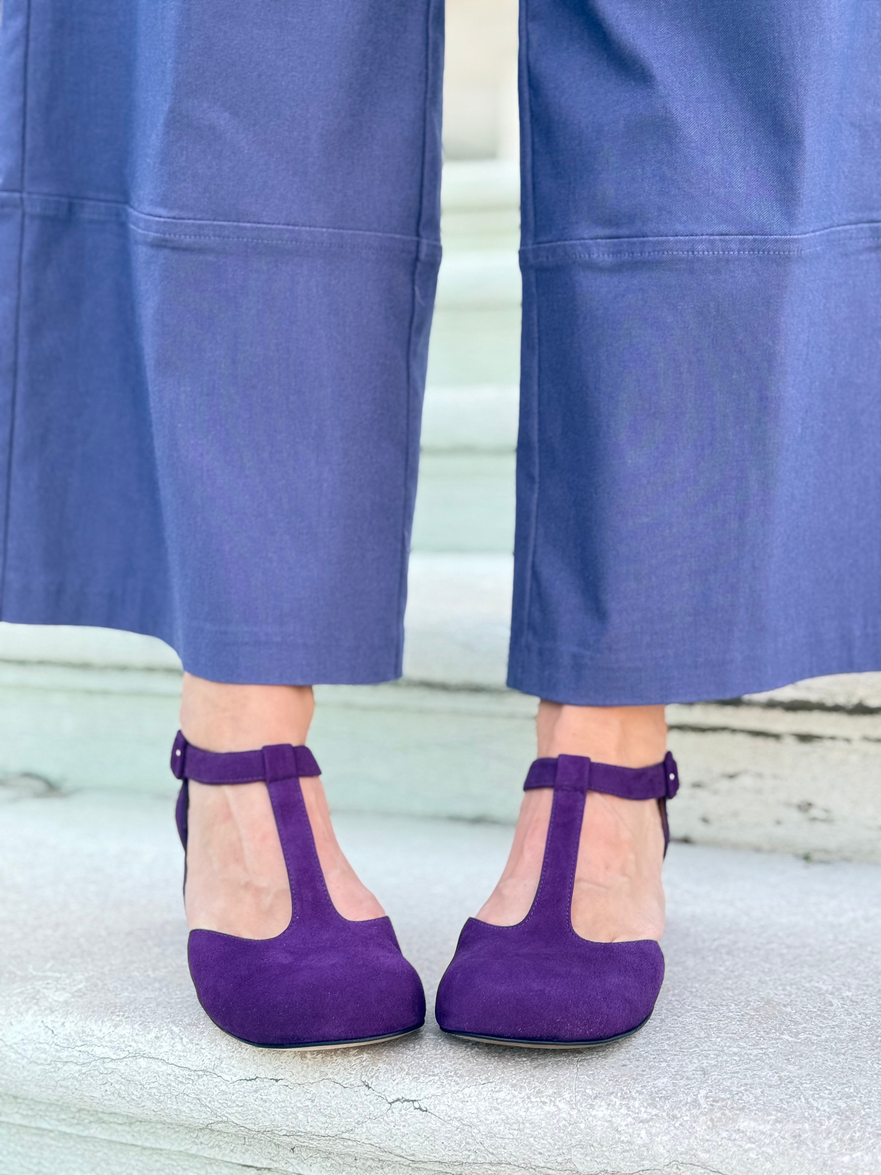 Image of Laos Purple decollete t-bar in camoscio viola tacco 3.5cm t-bar lagattaconglistivali