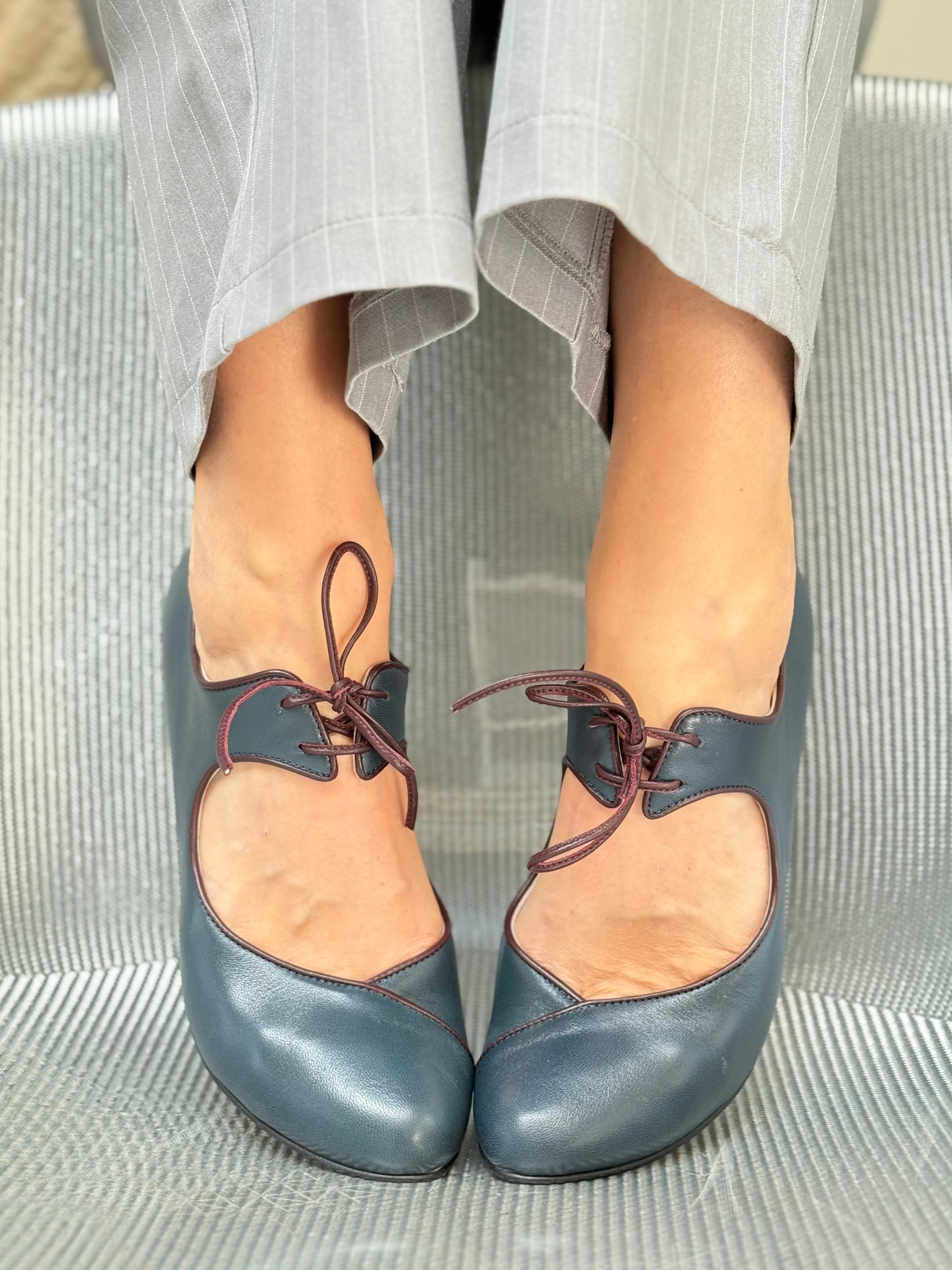 Image of Liz Petrolio maryjane francesina in nappa petrolio tacco 8 artigianale marchigiana