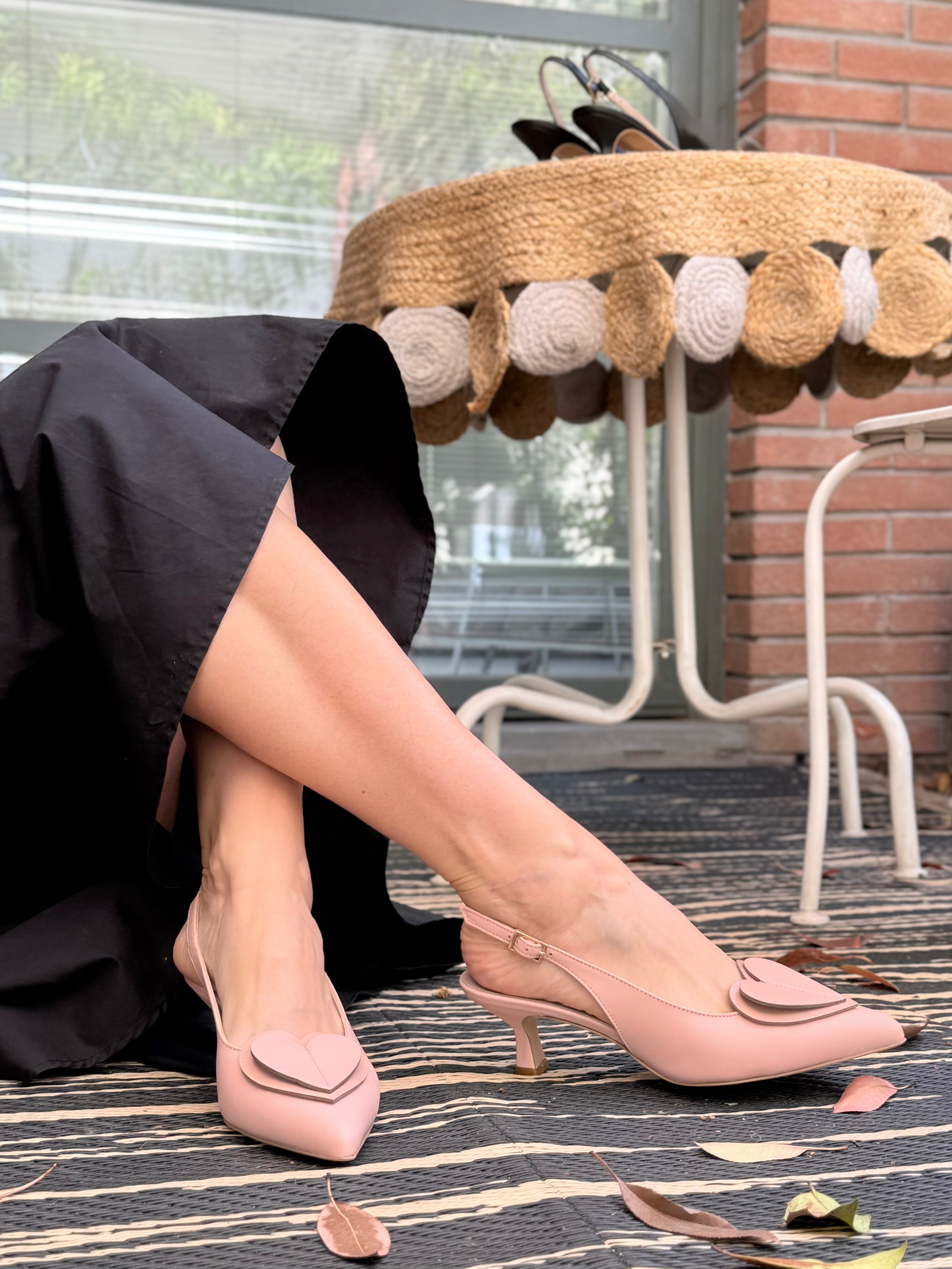 Image of Diana Nude chanel in nappa rosa cipria tacco 5.5 artigianale pugliese