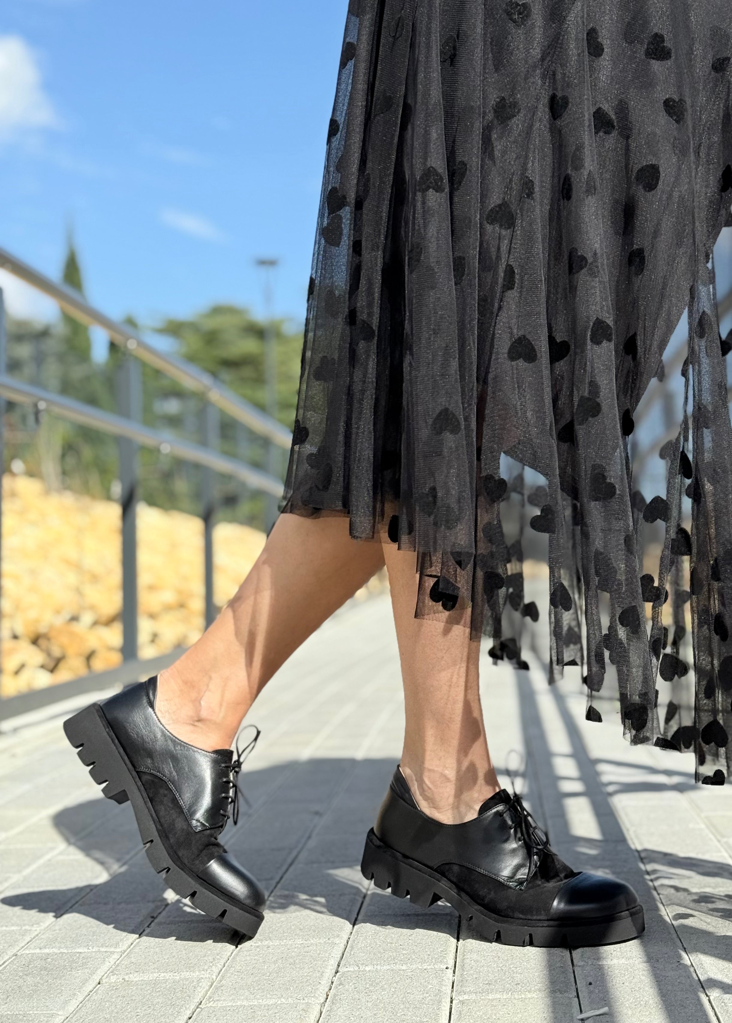 Image of Bob Black lavorazione a sacchetto in nappa nera artigianale marchigiana