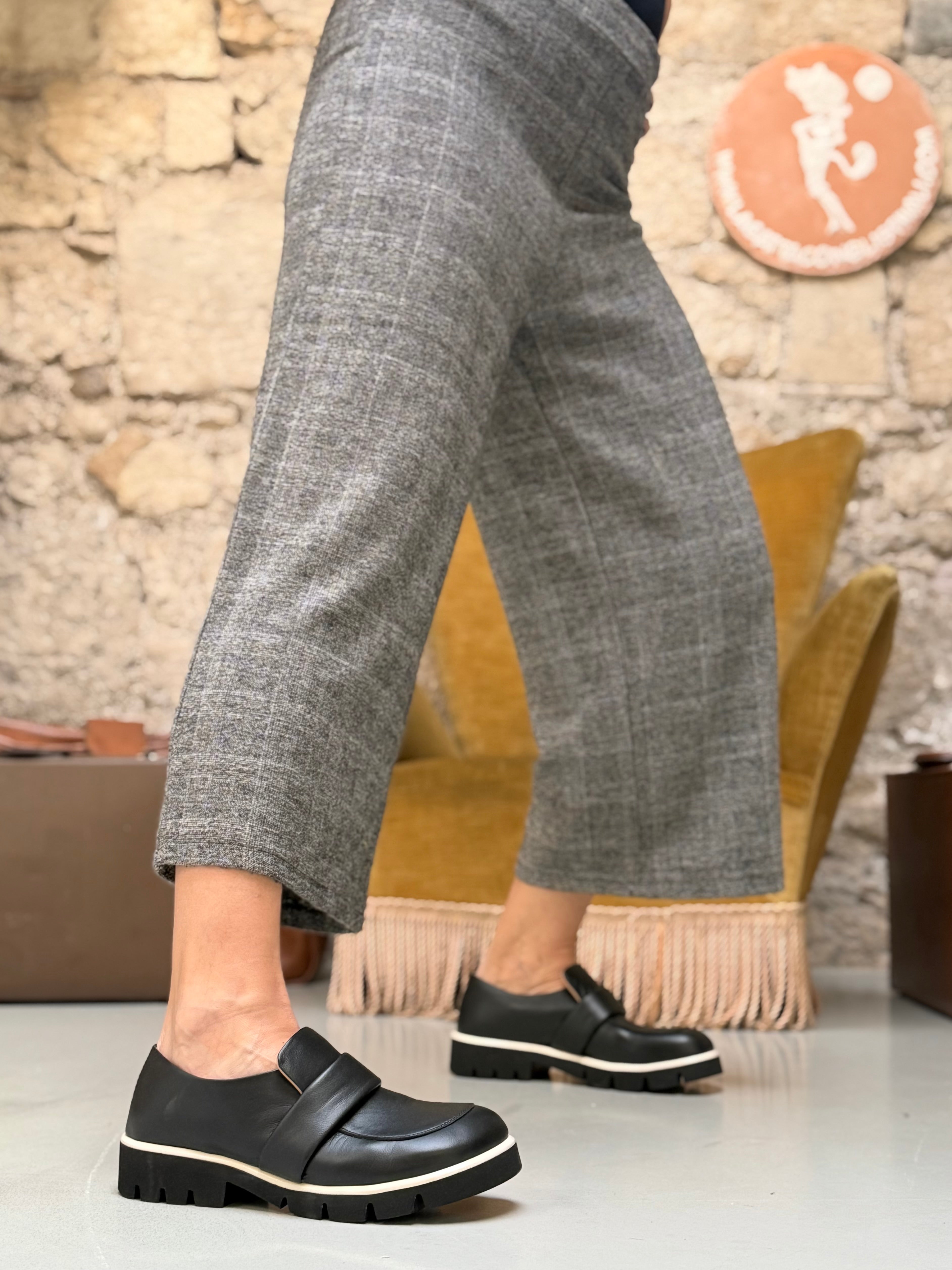 La Gatta Con Gli Stivali