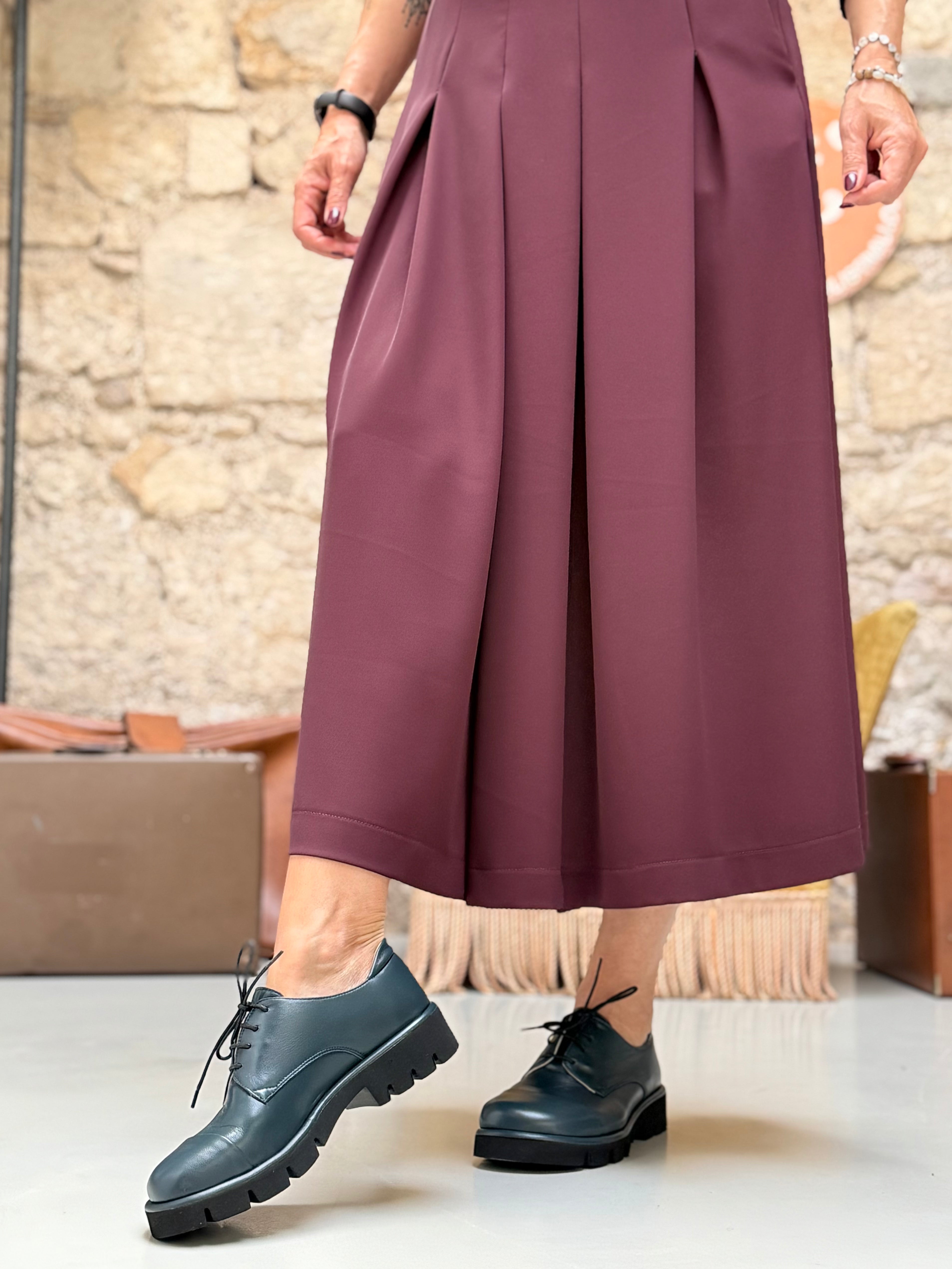 Image of Bob Pet lavorazione a sacchetto in nappa petrolio artigianale marchigiana