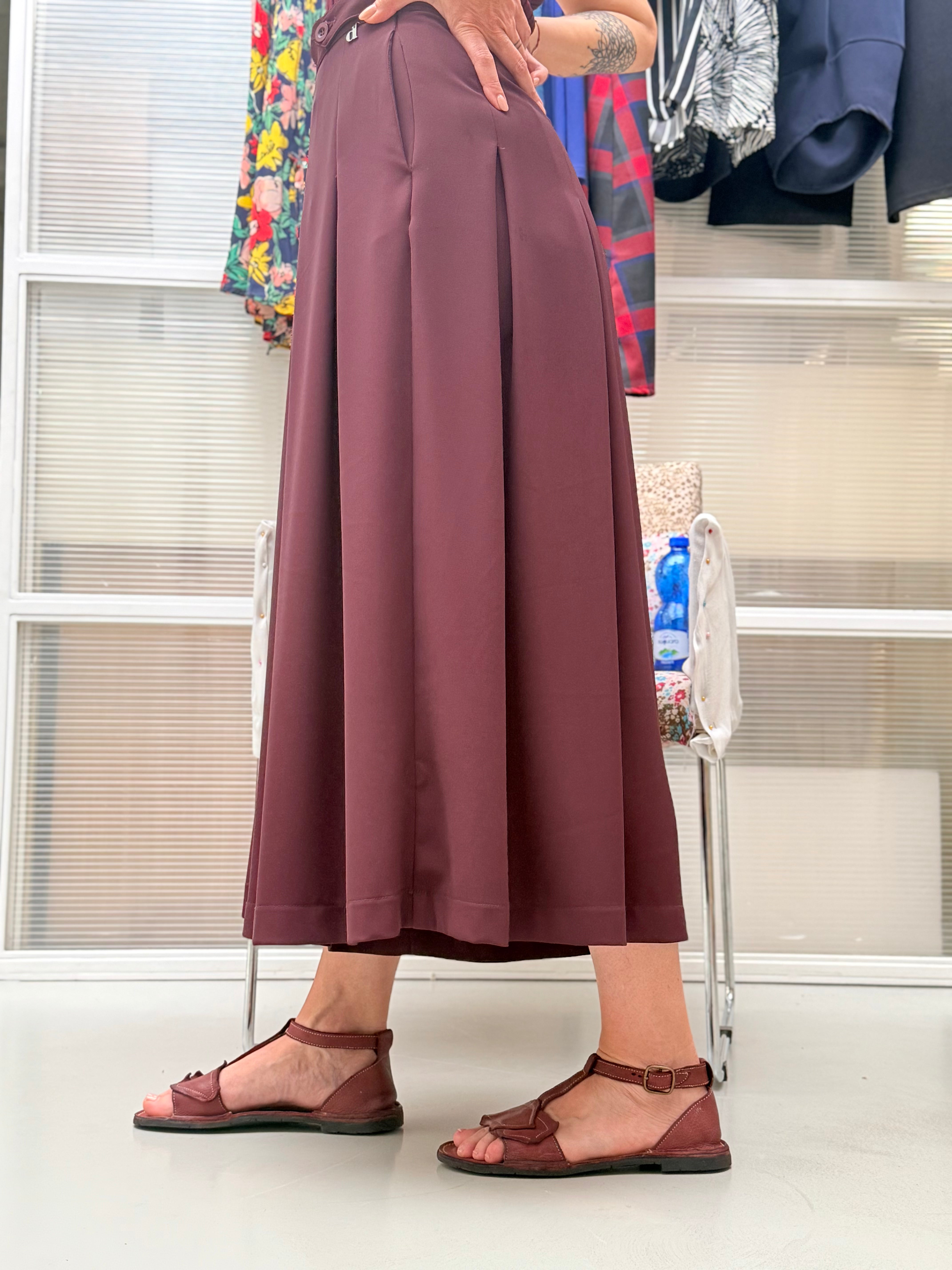 Image of Lulu Cherry sandalo basso in pelle amarena artigianale toscana
