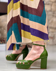 Golia Oliva sandalo con plateau in pelle verde e cinturino artigianale marchigiana
