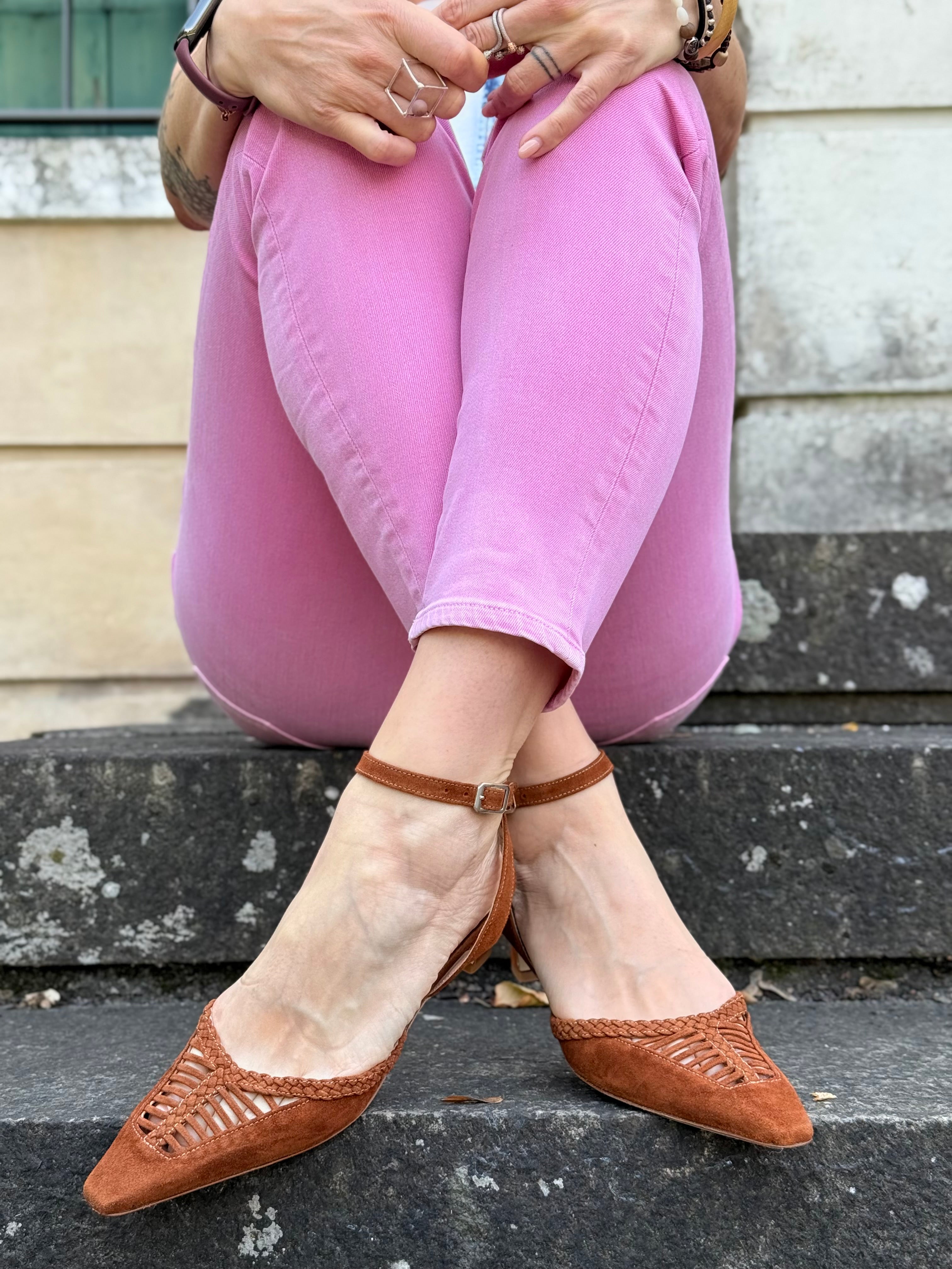 Image of Sfesa Brown chanel in camoscio marrone tacco 5 artigianale marchigiana