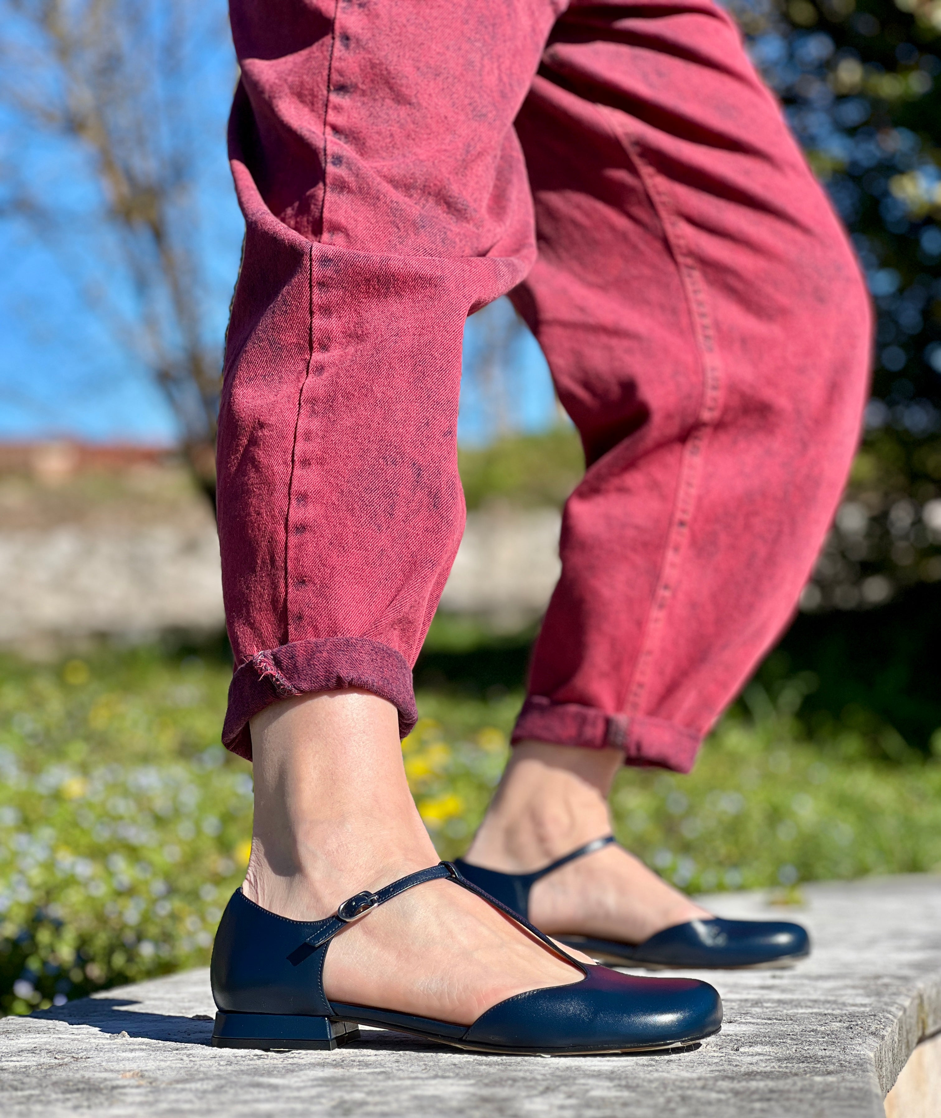 Aflac Blue scarpa bassa in pelle blu t-bar lagattaconglistivali