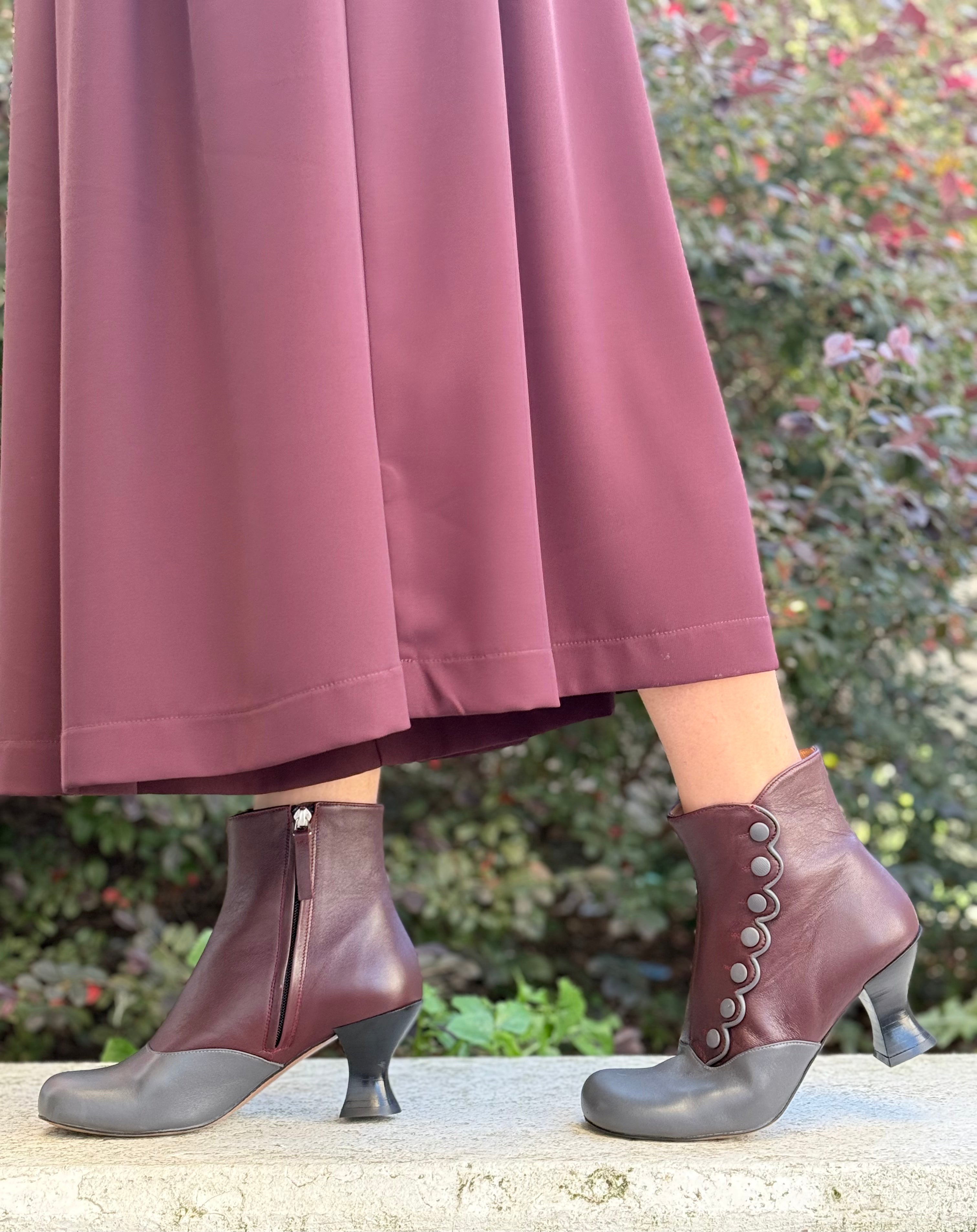 Image of MaryPoppins Cherry tronchetto stile vintage in pelle grigia e ciliegia tacco 7artigianale Lagattaconglistivali