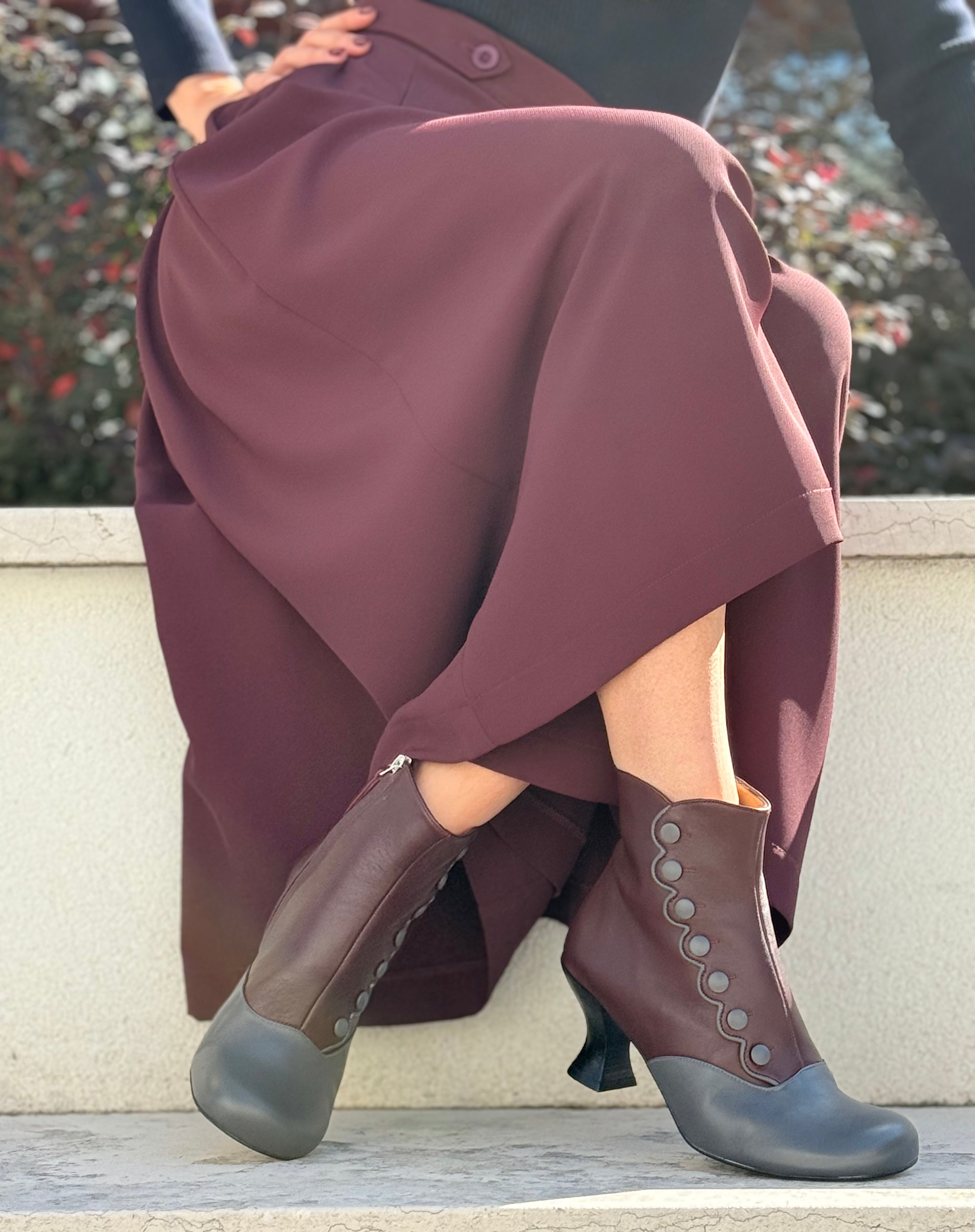 Image of MaryPoppins Cherry tronchetto stile vintage in pelle grigia e ciliegia tacco 7artigianale Lagattaconglistivali