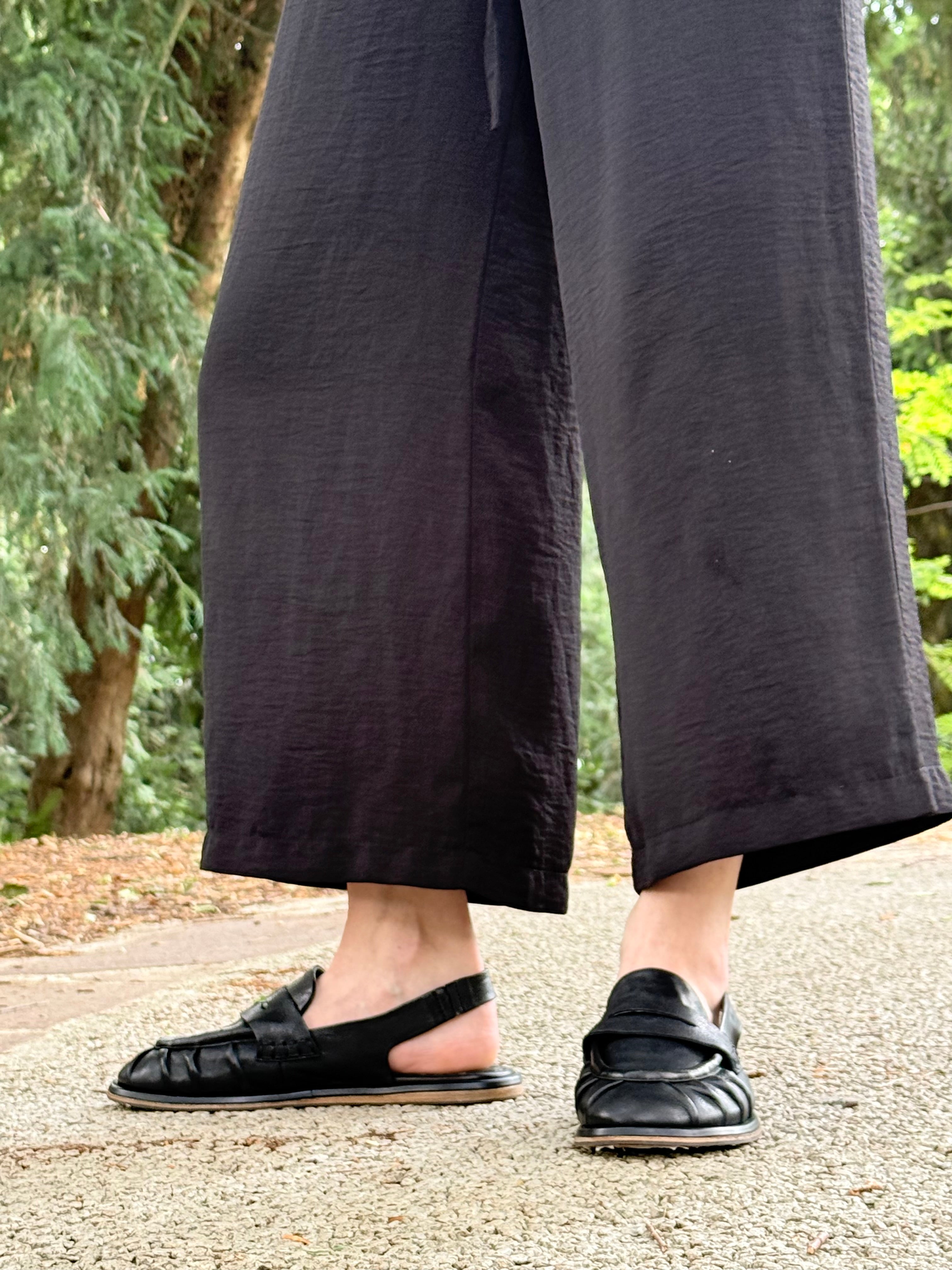 Image of Kolt Black mocassino chanel in pelle nera artigianale marchigiano