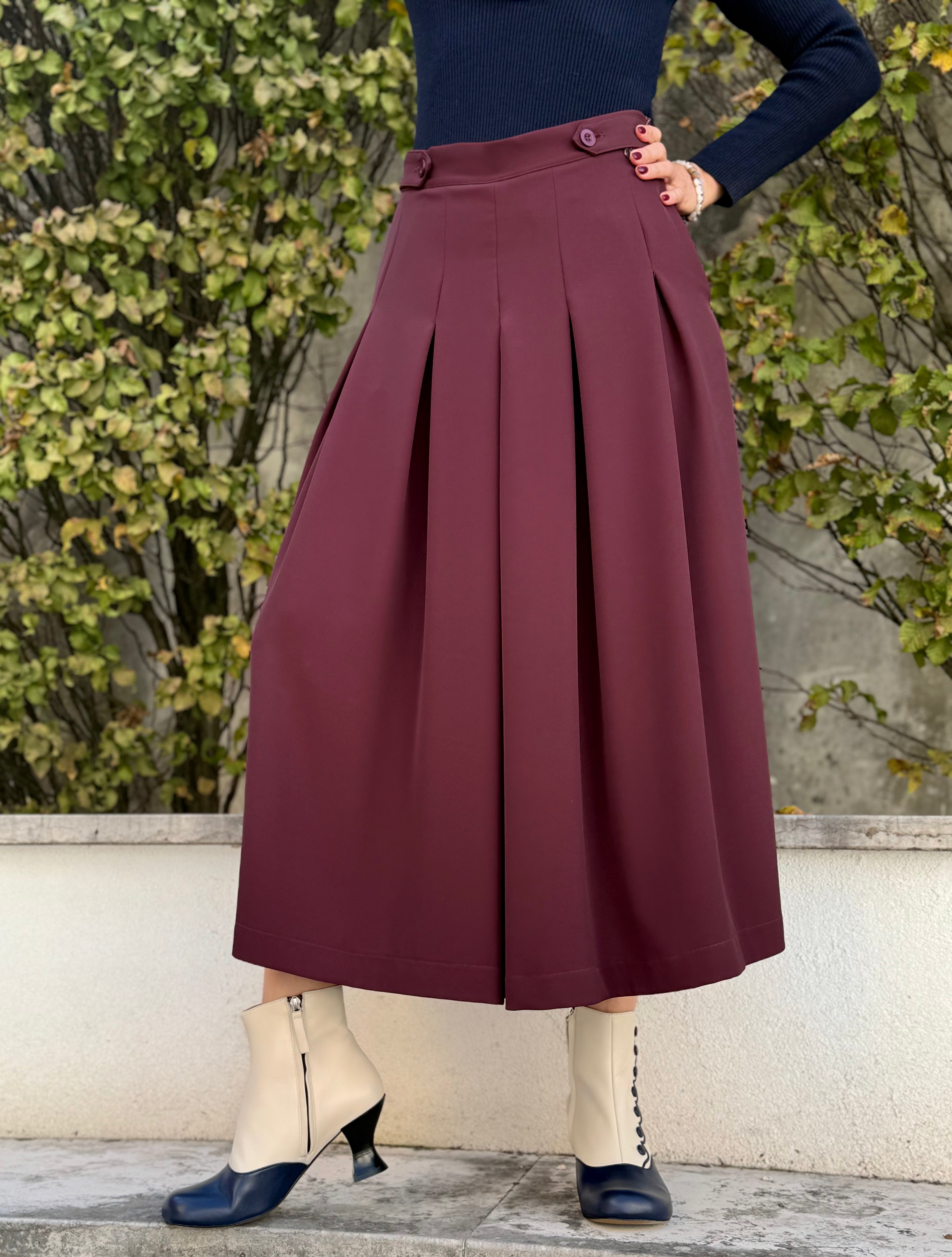 Image of MaryPoppins Cream tronchetto stile vintage in pelle blu e panna tacco 7artigianale Lagattaconglistivali