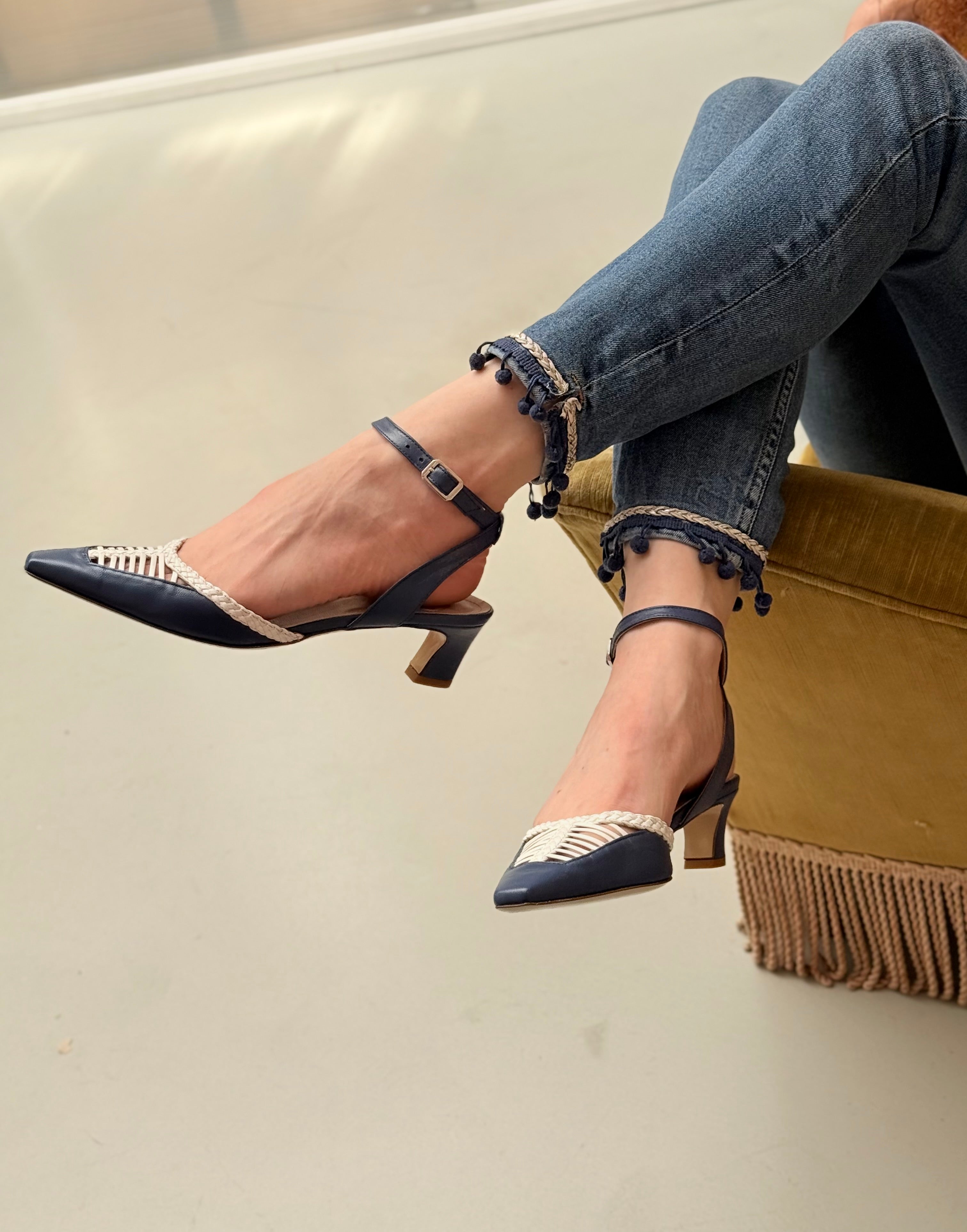 Image of Sfesa  Blue chanel in nappa blue e bianca tacco 5 artigianale marchigiana