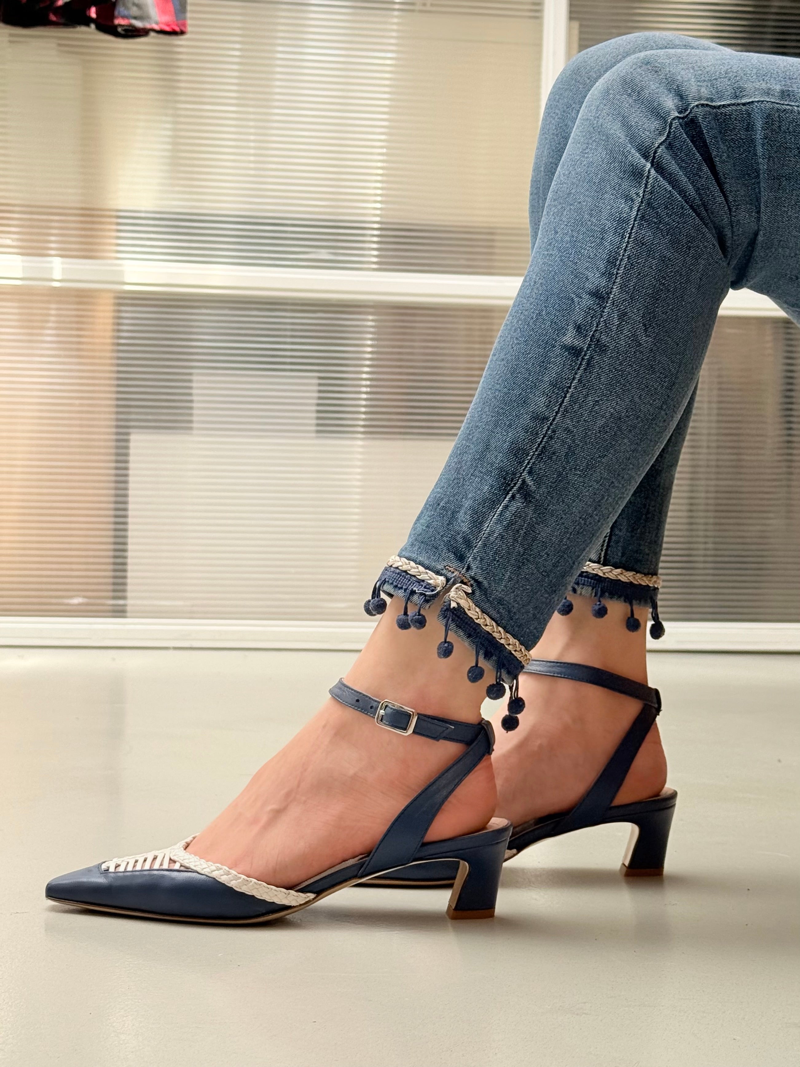Image of Sfesa  Blue chanel in nappa blue e bianca tacco 5 artigianale marchigiana