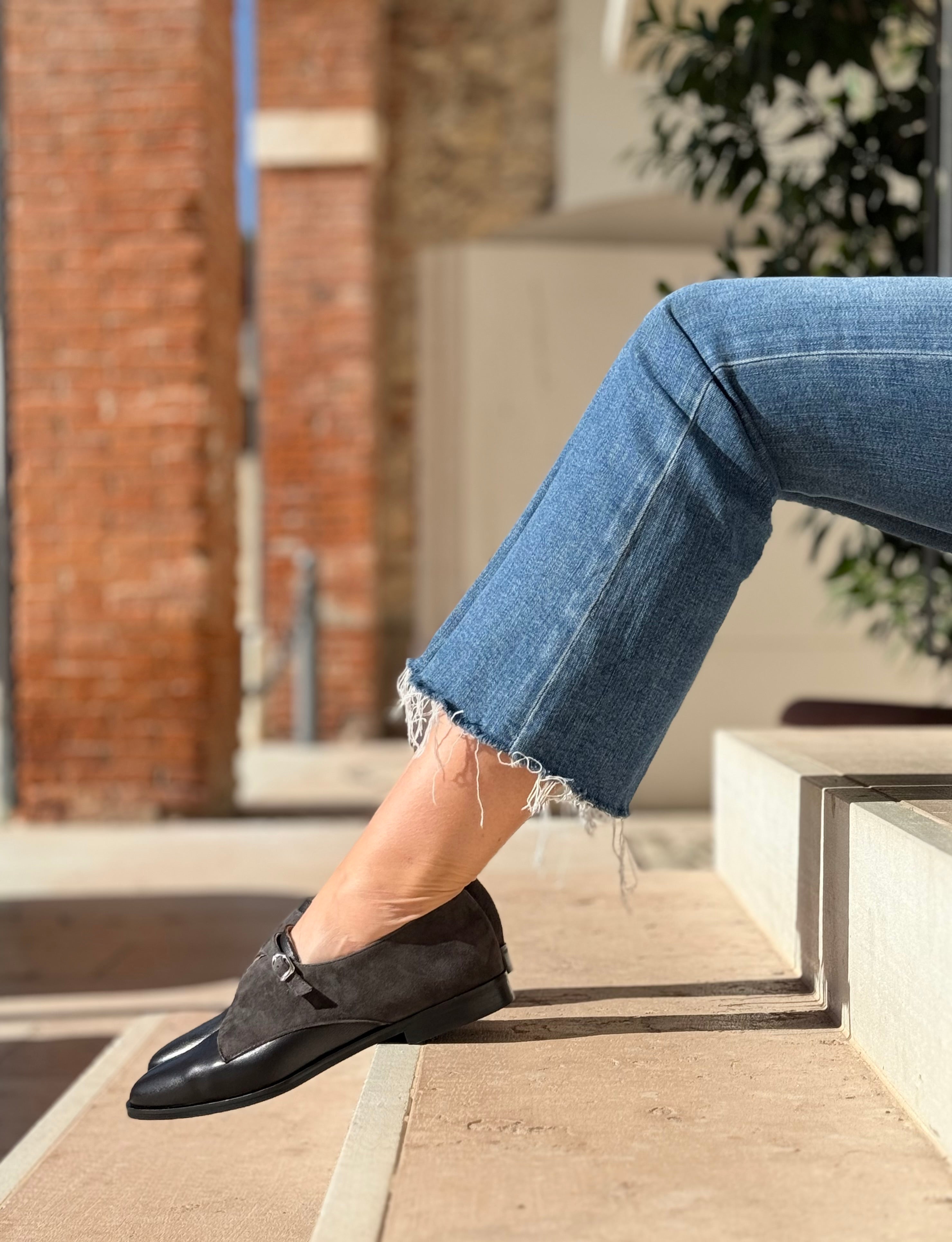 Image of Ramsay Black scarpina bassa in nappa e camoscio nero artigianale toscana