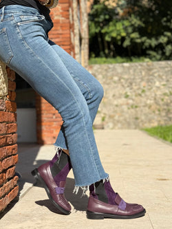 Image of Banksy Purple stivaletto beatles in nappa prugna e camoscio viola artigianale marchigiana