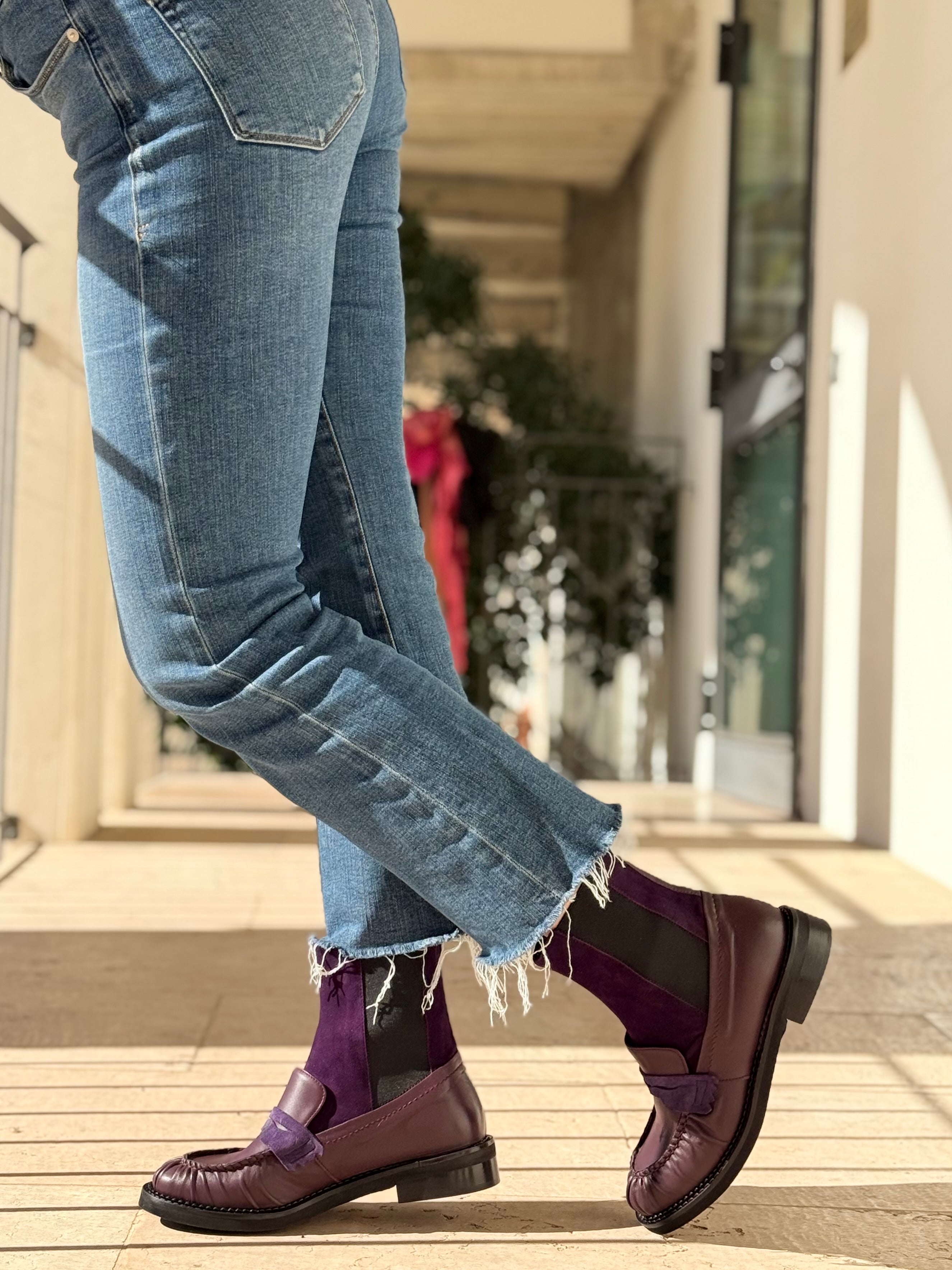 Banksy Purple stivaletto beatles in nappa prugna e camoscio viola artigianale marchigiana