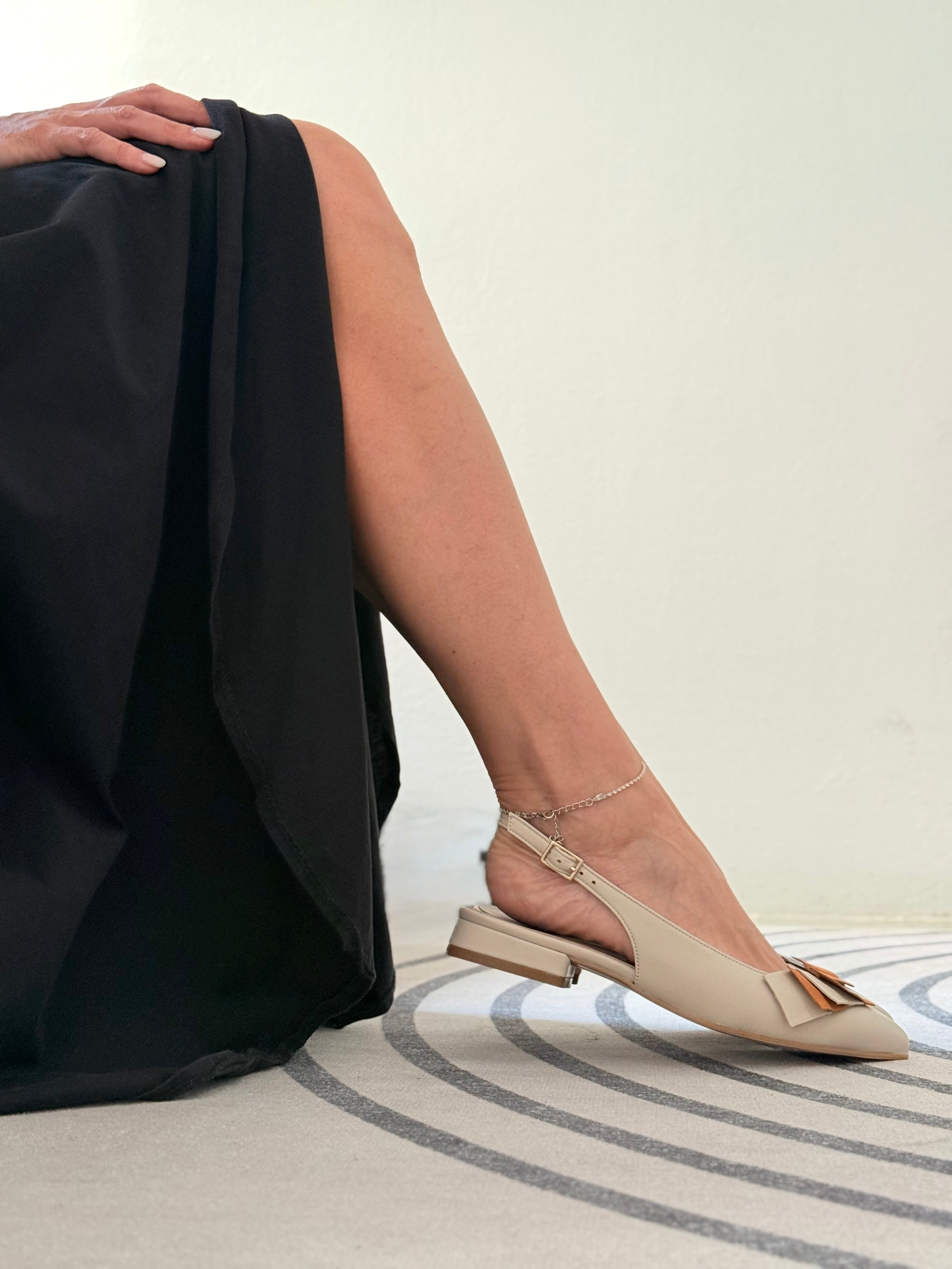 Image of Mopi chanel in nappa beige tacco 2 artigianale pugliese