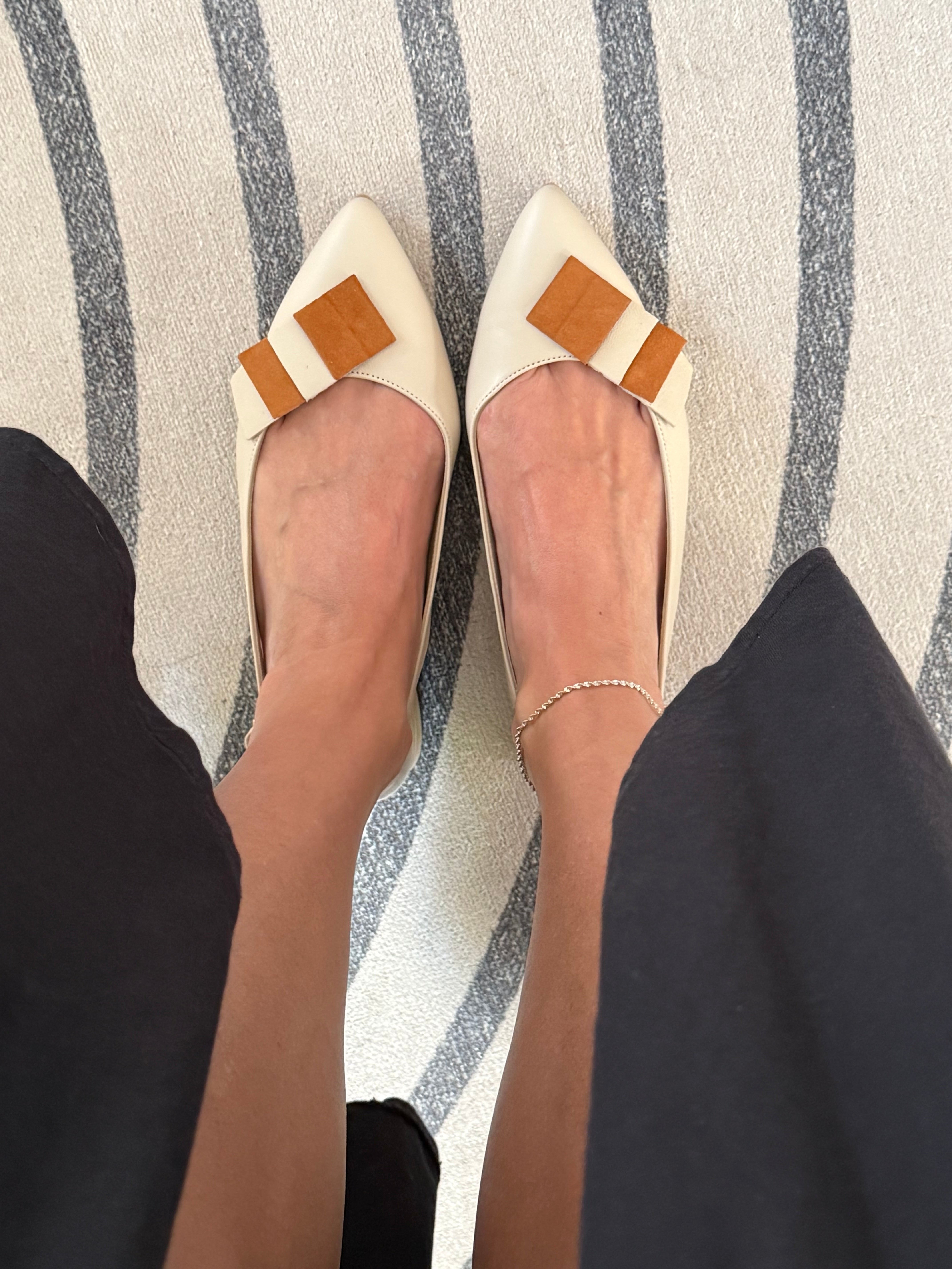 Image of Mopi chanel in nappa beige tacco 2 artigianale pugliese