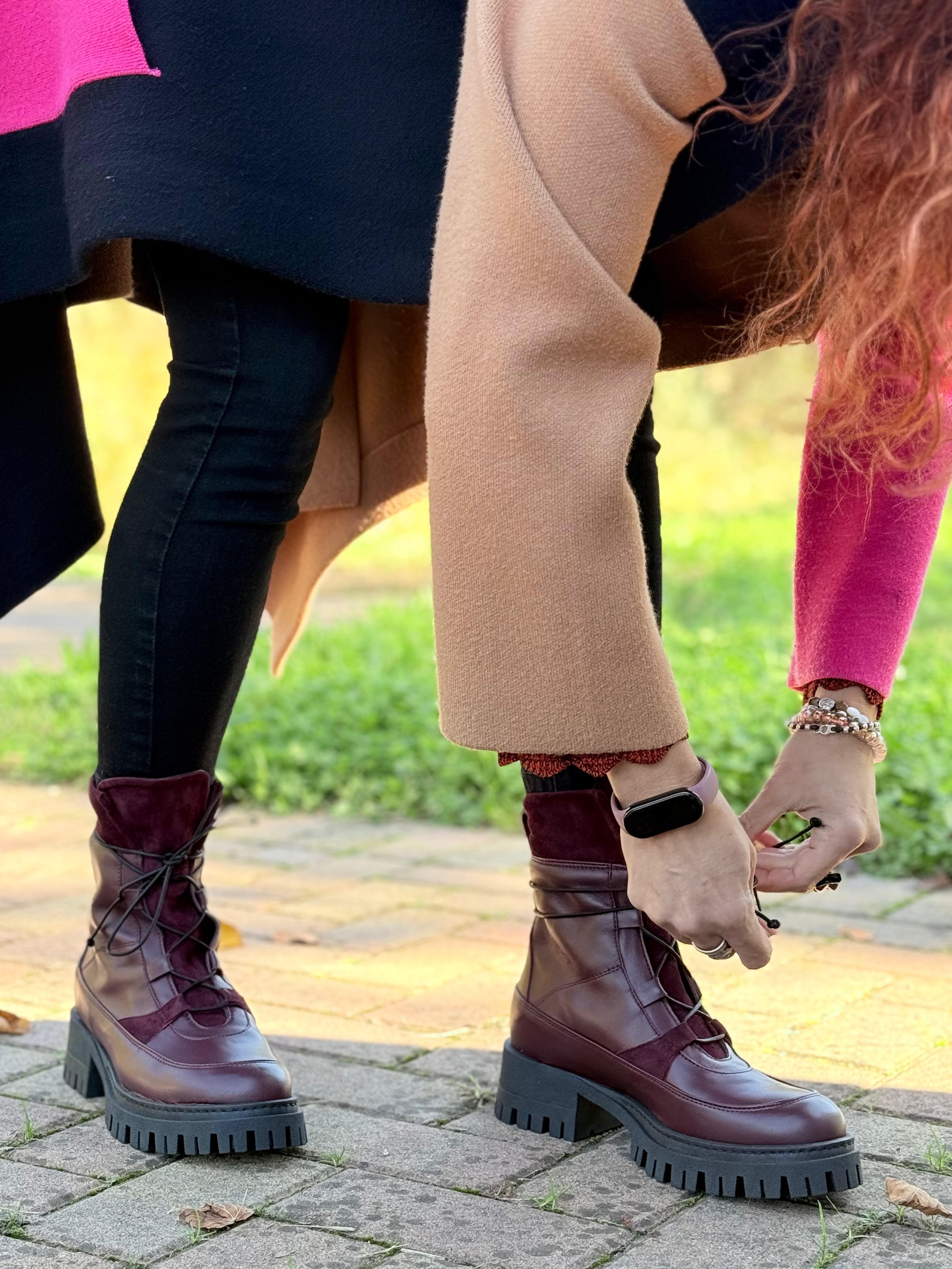 Image of EtaBeta Wine anfibio sportivo in pelle bordeaux artigianale marchigiana