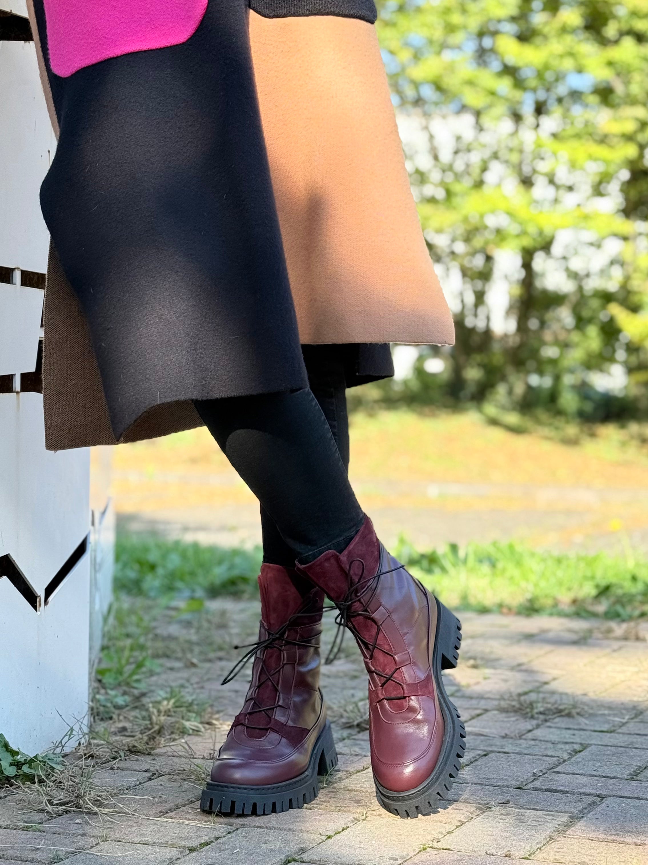 Image of EtaBeta Wine anfibio sportivo in pelle bordeaux artigianale marchigiana