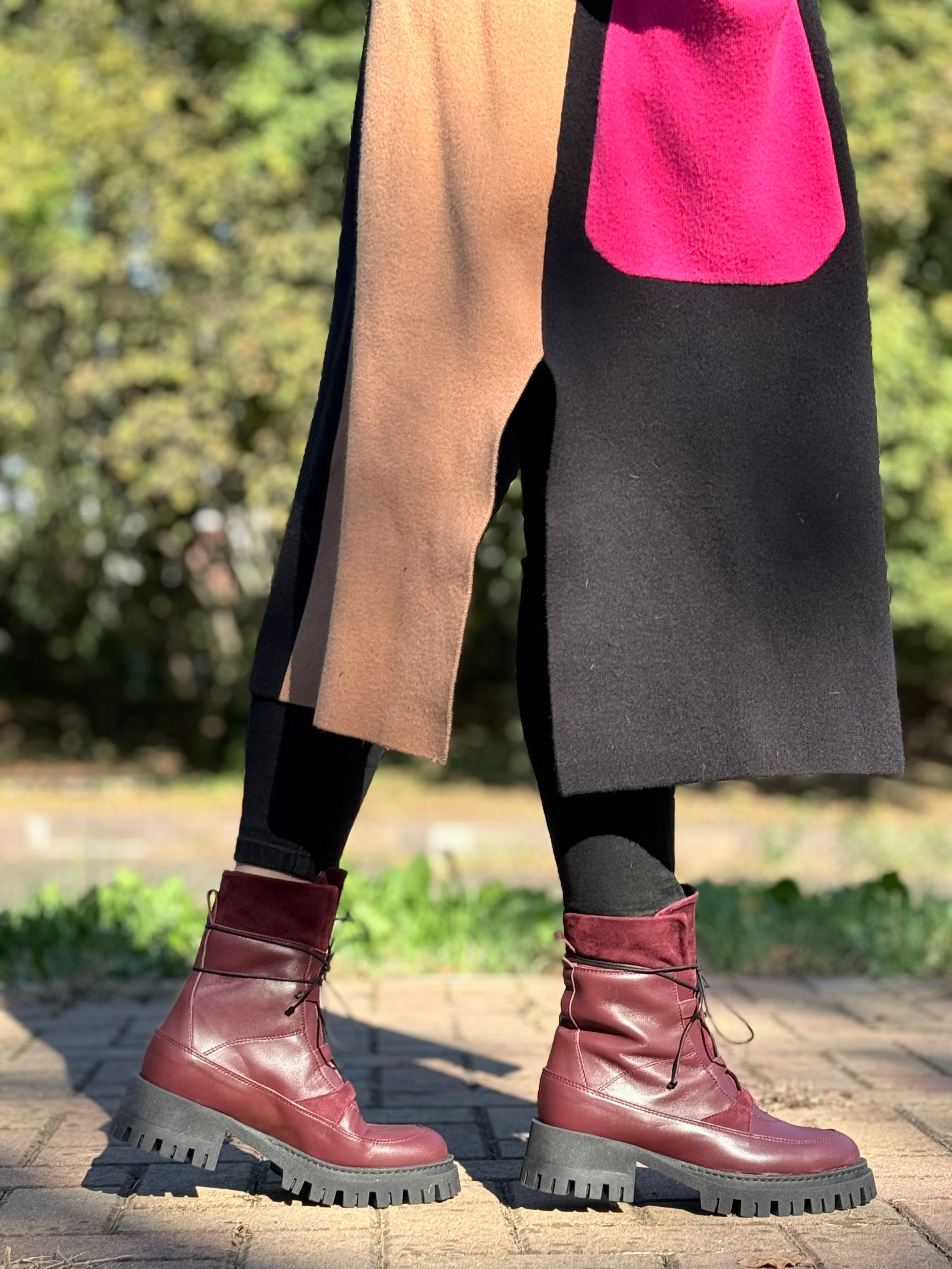 Image of EtaBeta Wine anfibio sportivo in pelle bordeaux artigianale marchigiana