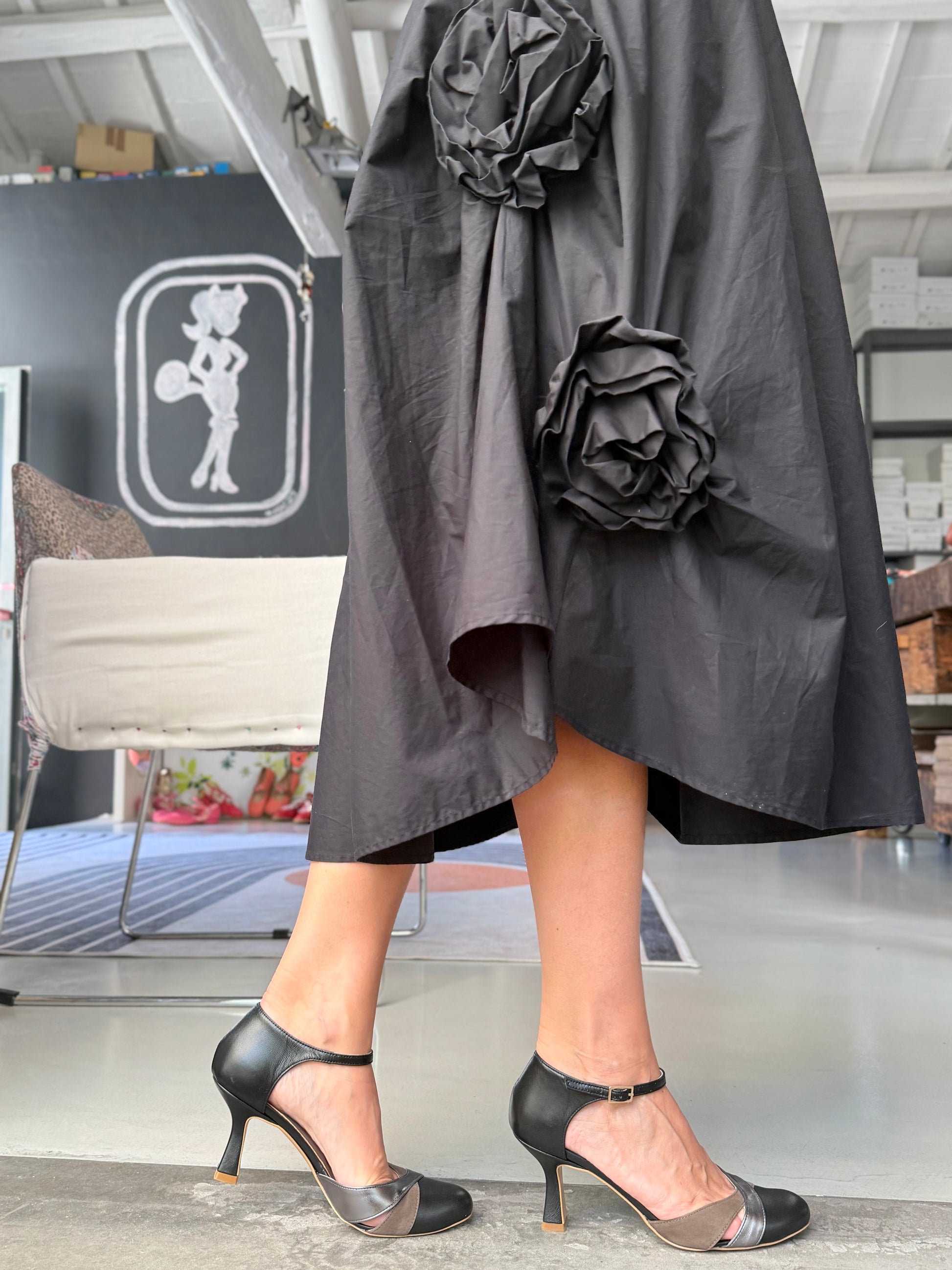 Show Silver decollete con cinturino in nappa nera  7 cm artigianale pugliese