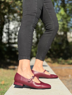 Image of Shirley Merlot scarpina bassa in nappa bordeaux tacco 2 artigianale pugliese
