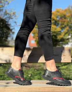 Image of Lucignolo Black scarpa derby in nappa rossa e nera suola vibram artigianale toscana