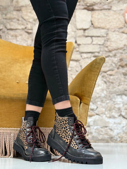 Image of Stelvio Pony Black sneakers in vitello abrasivato e cavallino artigianale toscana