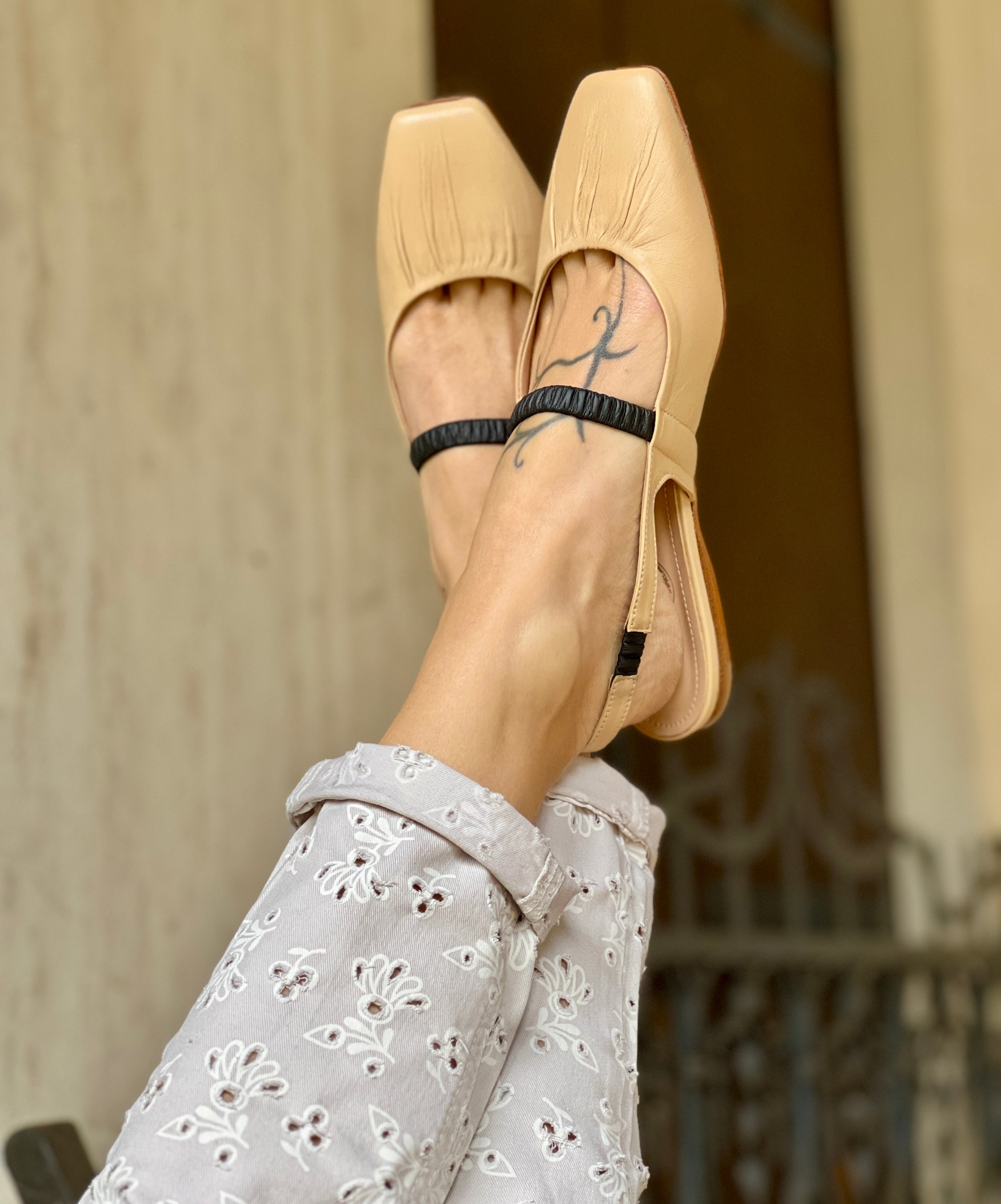 Image of Setter Nude ballerina chanel in pelle beige artigianale marchigiana