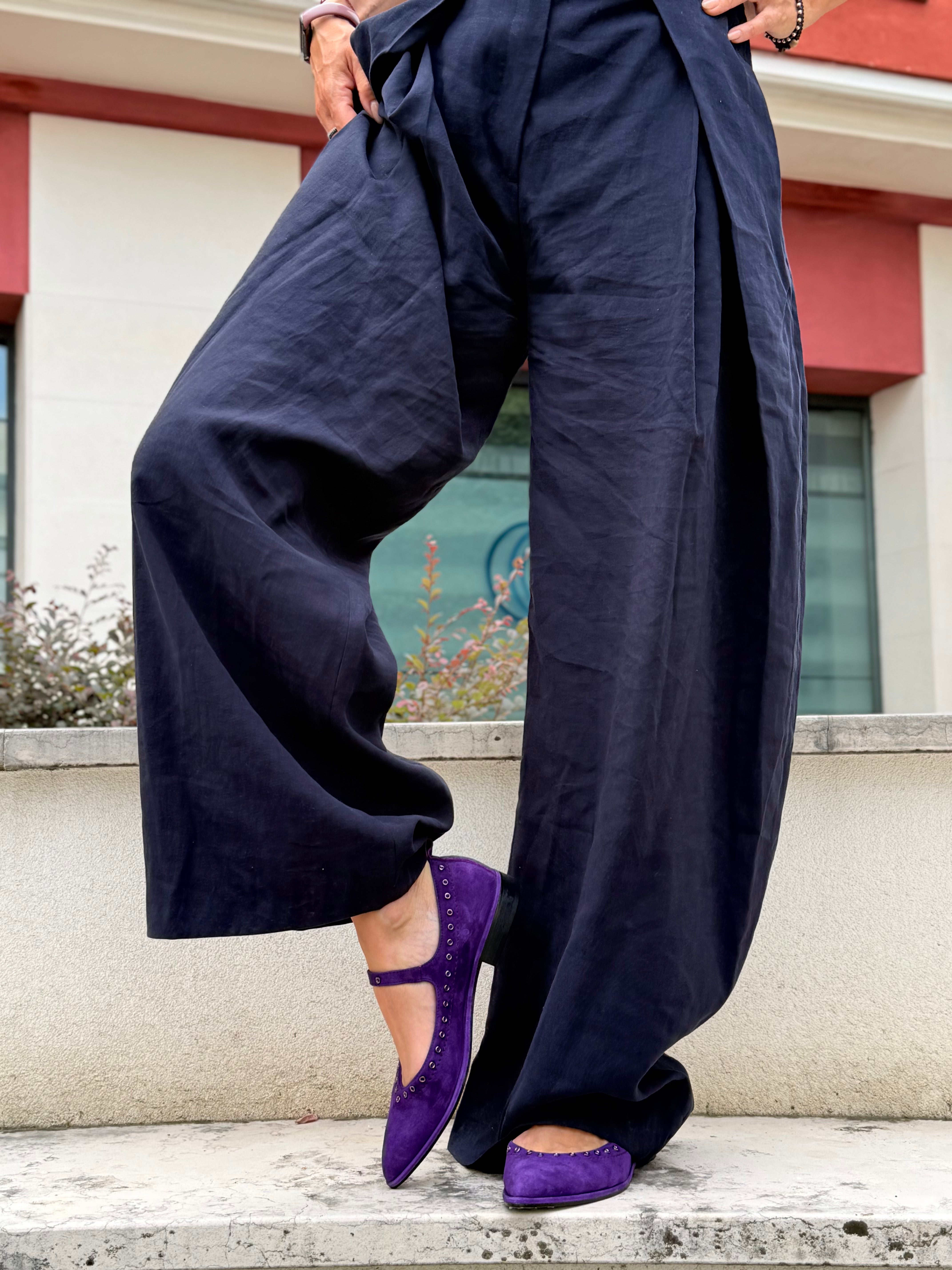 Image of Partout Purple ballerina mary jane in camoscio viola tacco 2 artigianale marchigiana