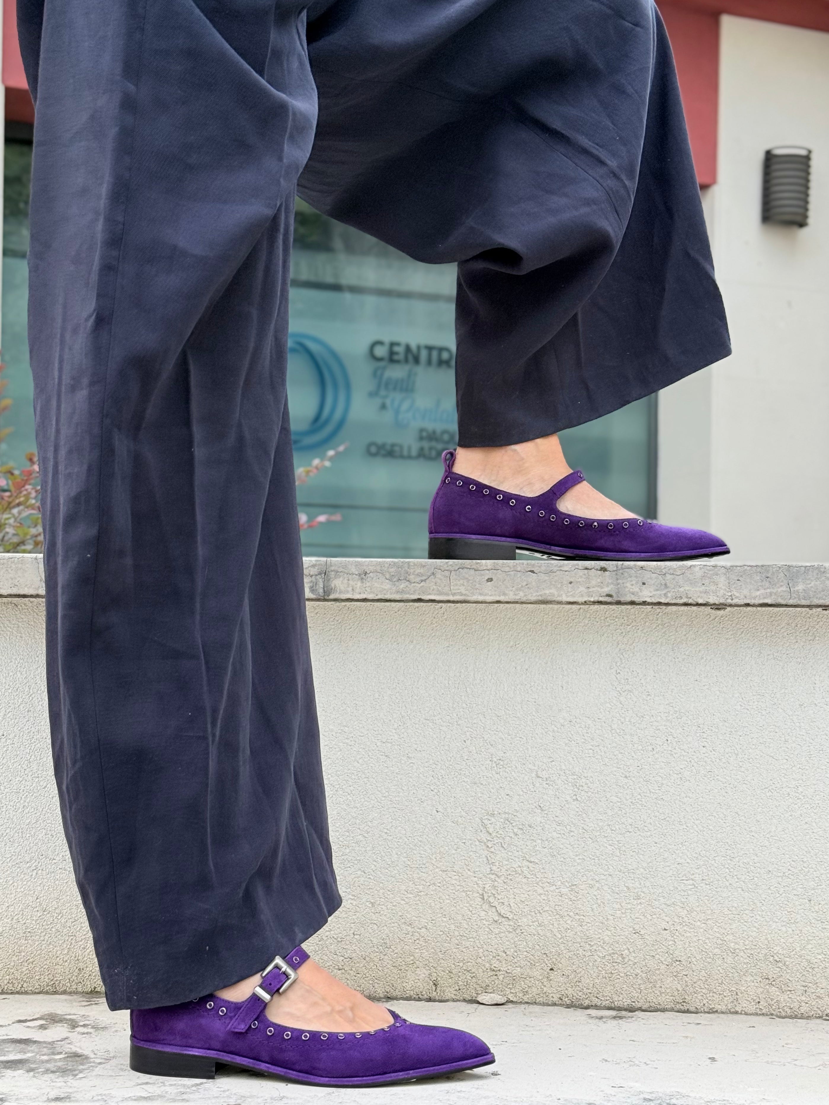 Image of Partout Purple ballerina mary jane in camoscio viola tacco 2 artigianale marchigiana