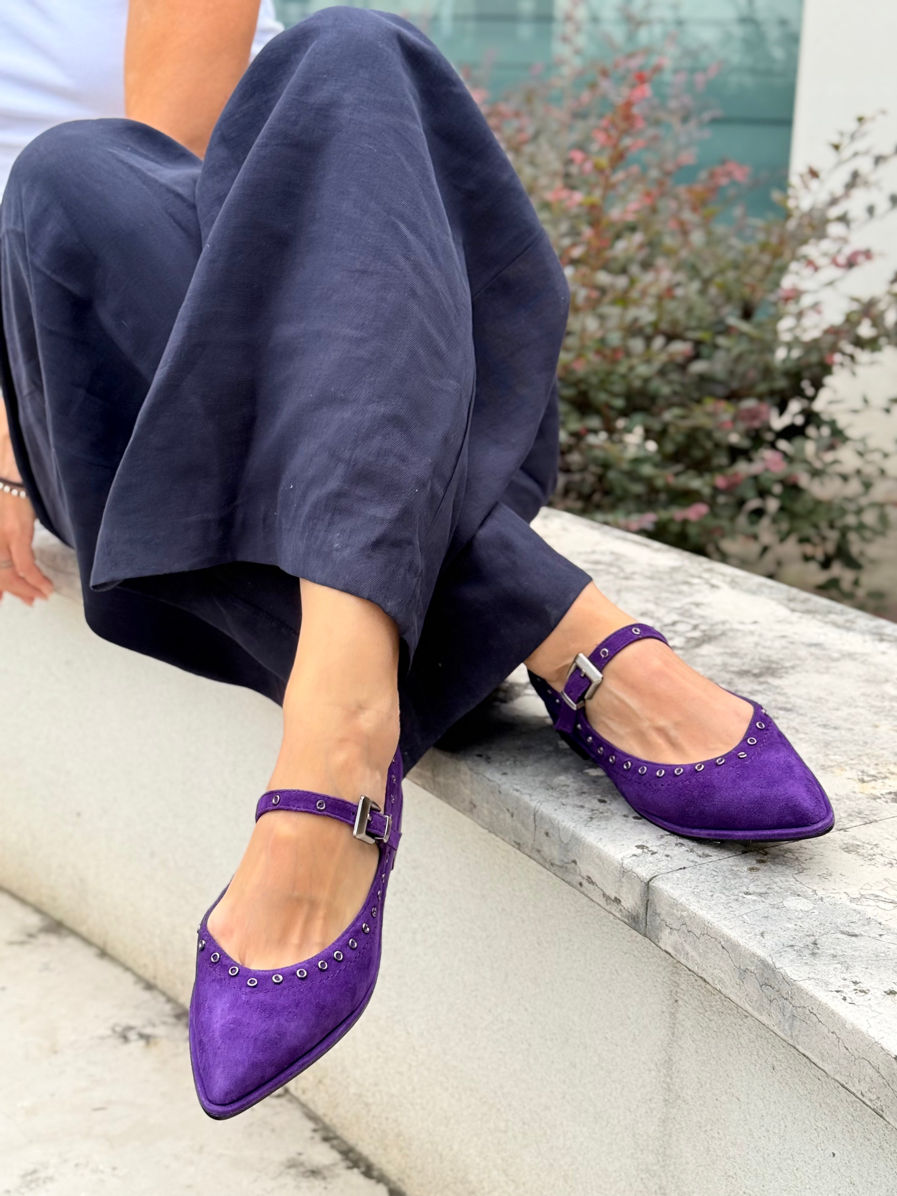 Image of Partout Purple ballerina mary jane in camoscio viola tacco 2 artigianale marchigiana