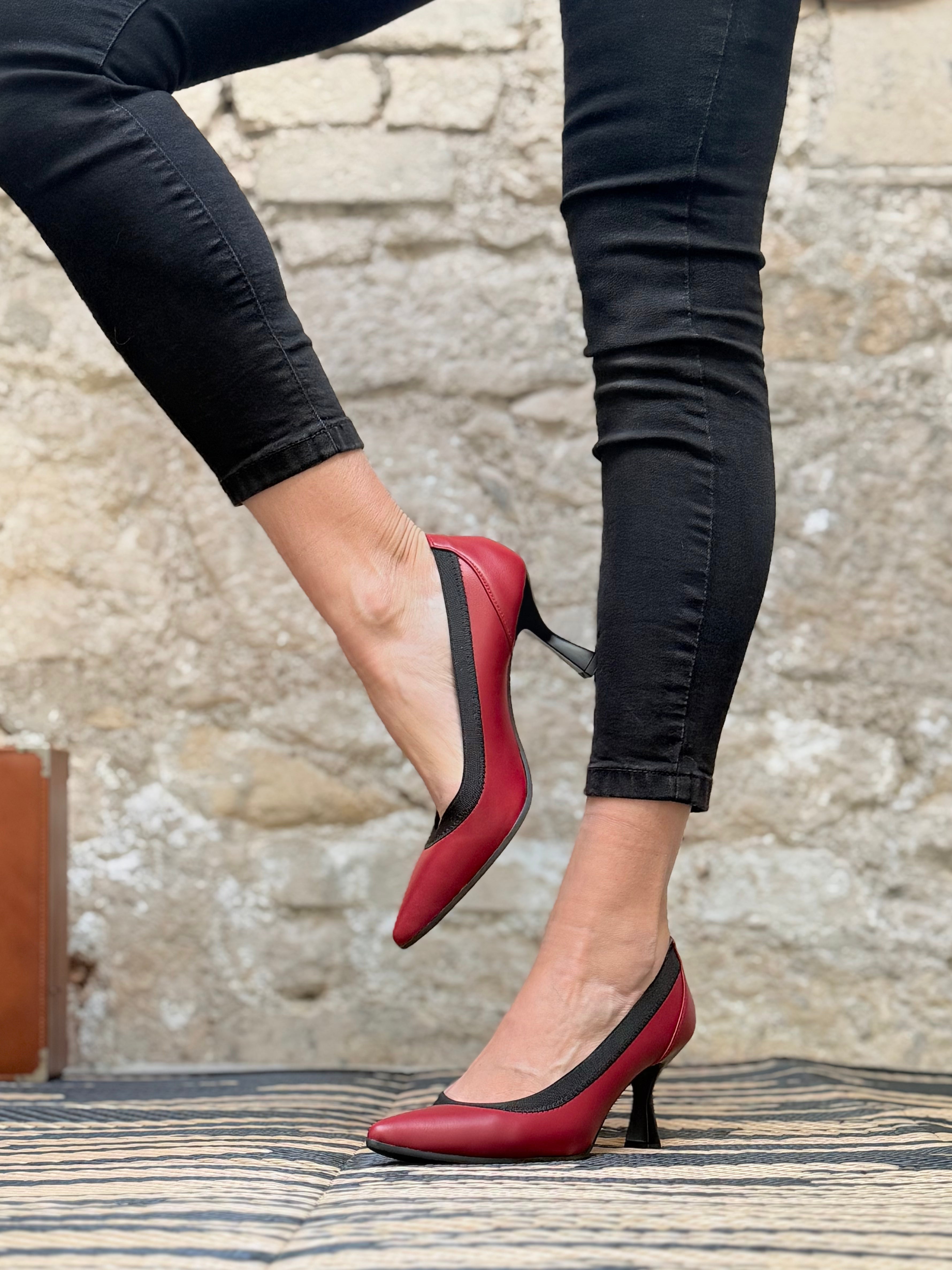 La Gatta Con Gli Stivali