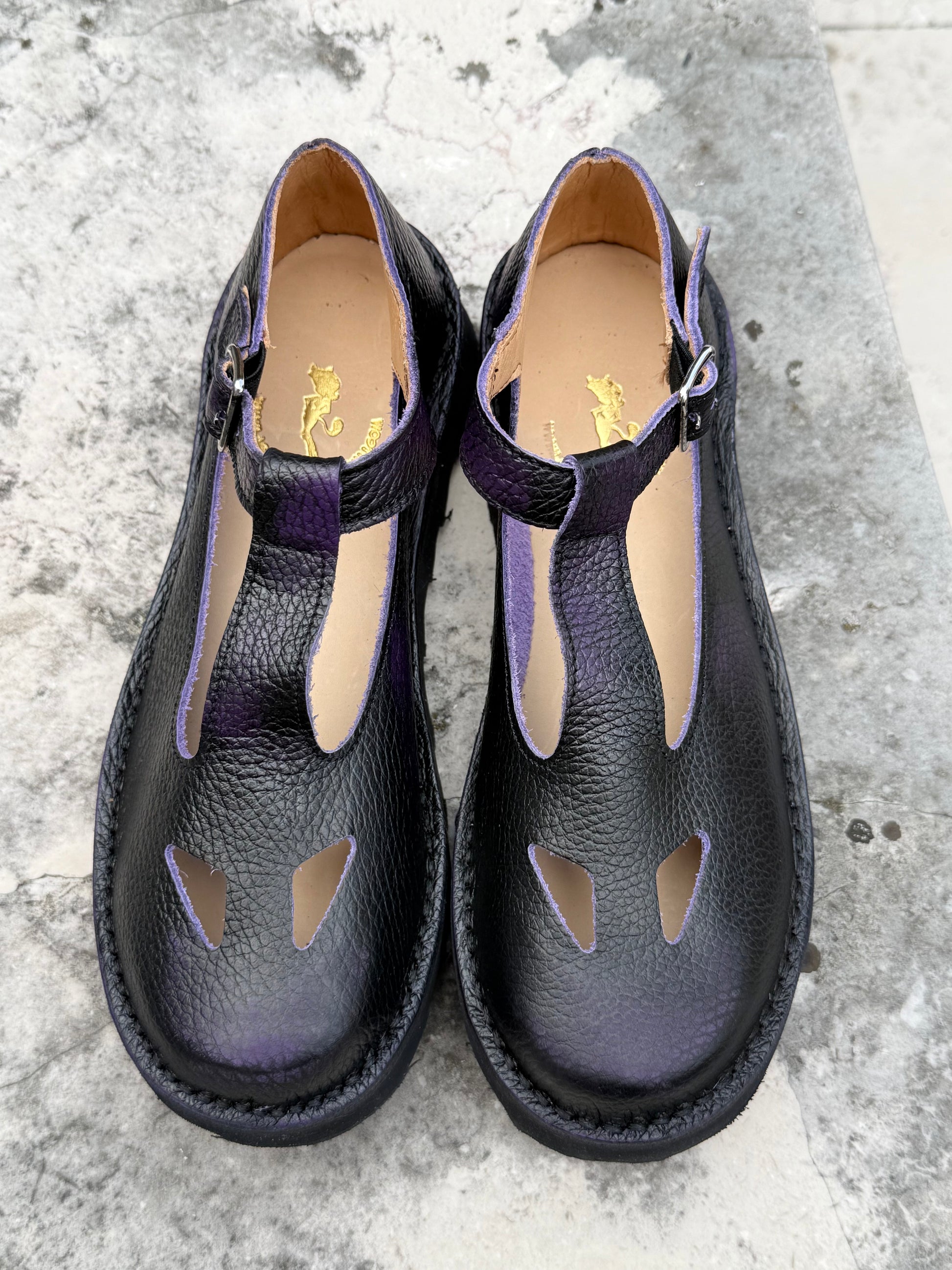 Ciacola Purple Asp bebe con occhietti in dollaro asportato viola artigianale toscana