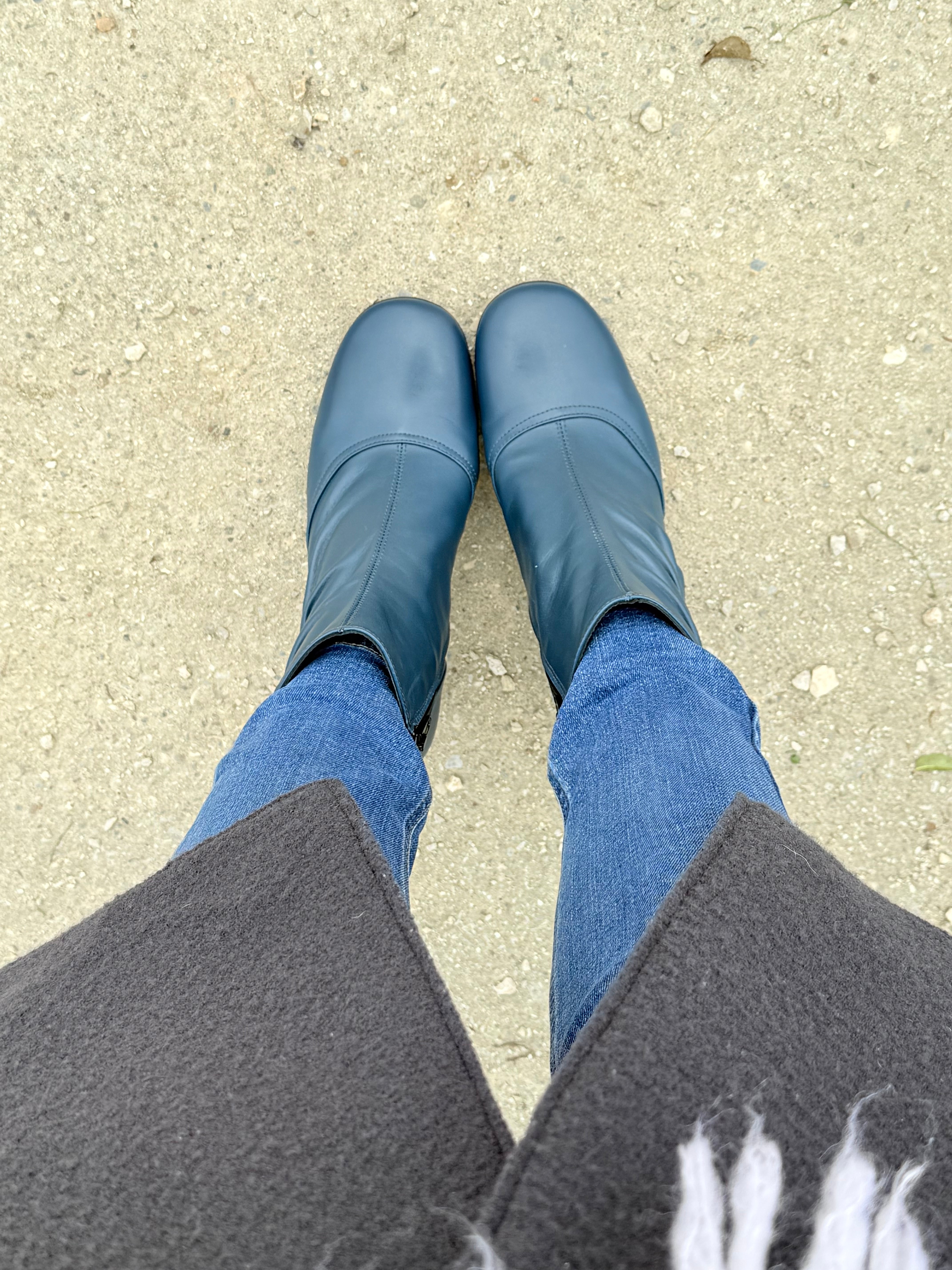 Amelia Pet tronchetto in nappa petrolio tacco 7 cm artigianale marchigiana