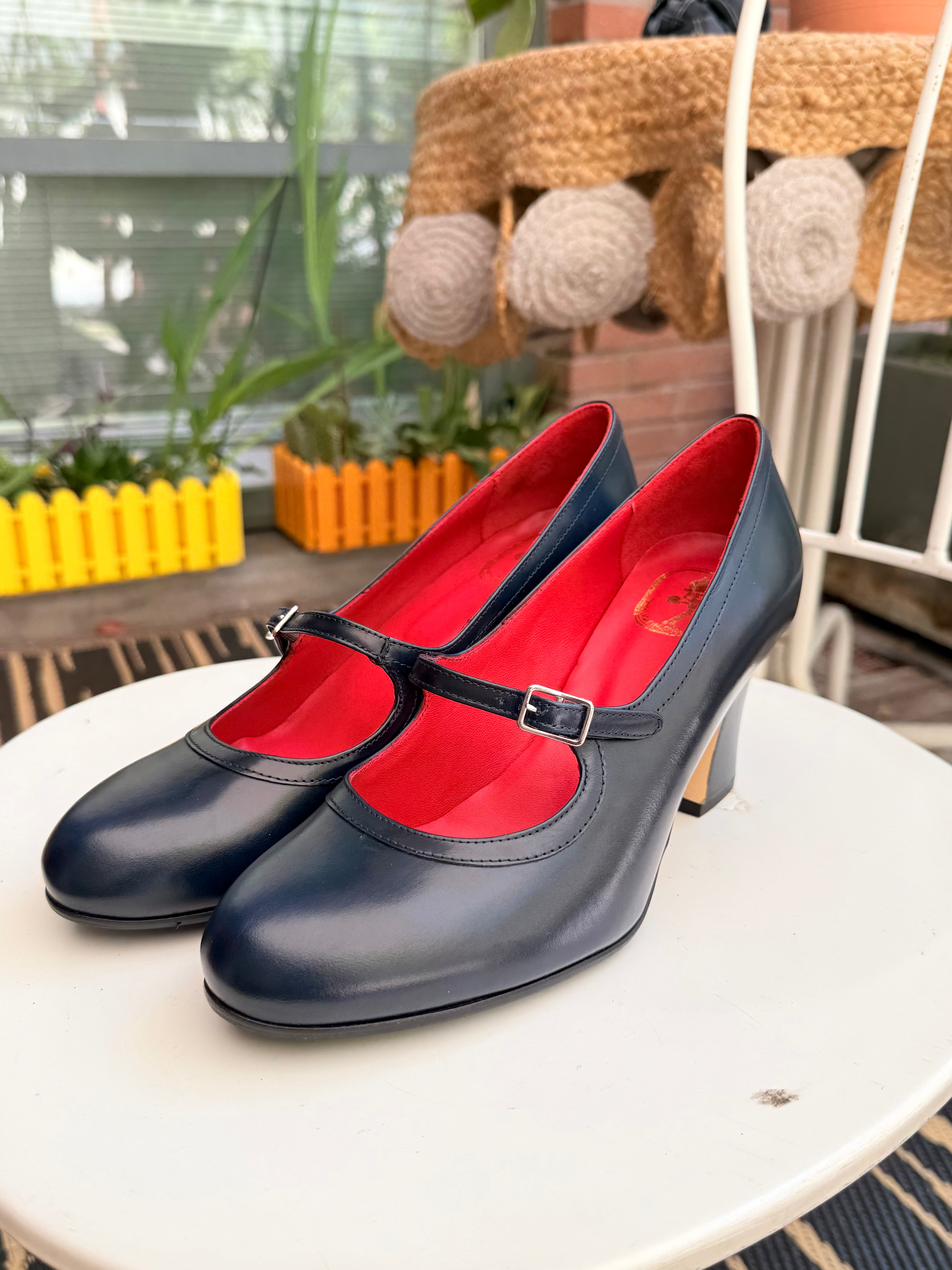 Image of Akira Blu mary jane in nappa blu tacco 7.5 artigianale marchigiana