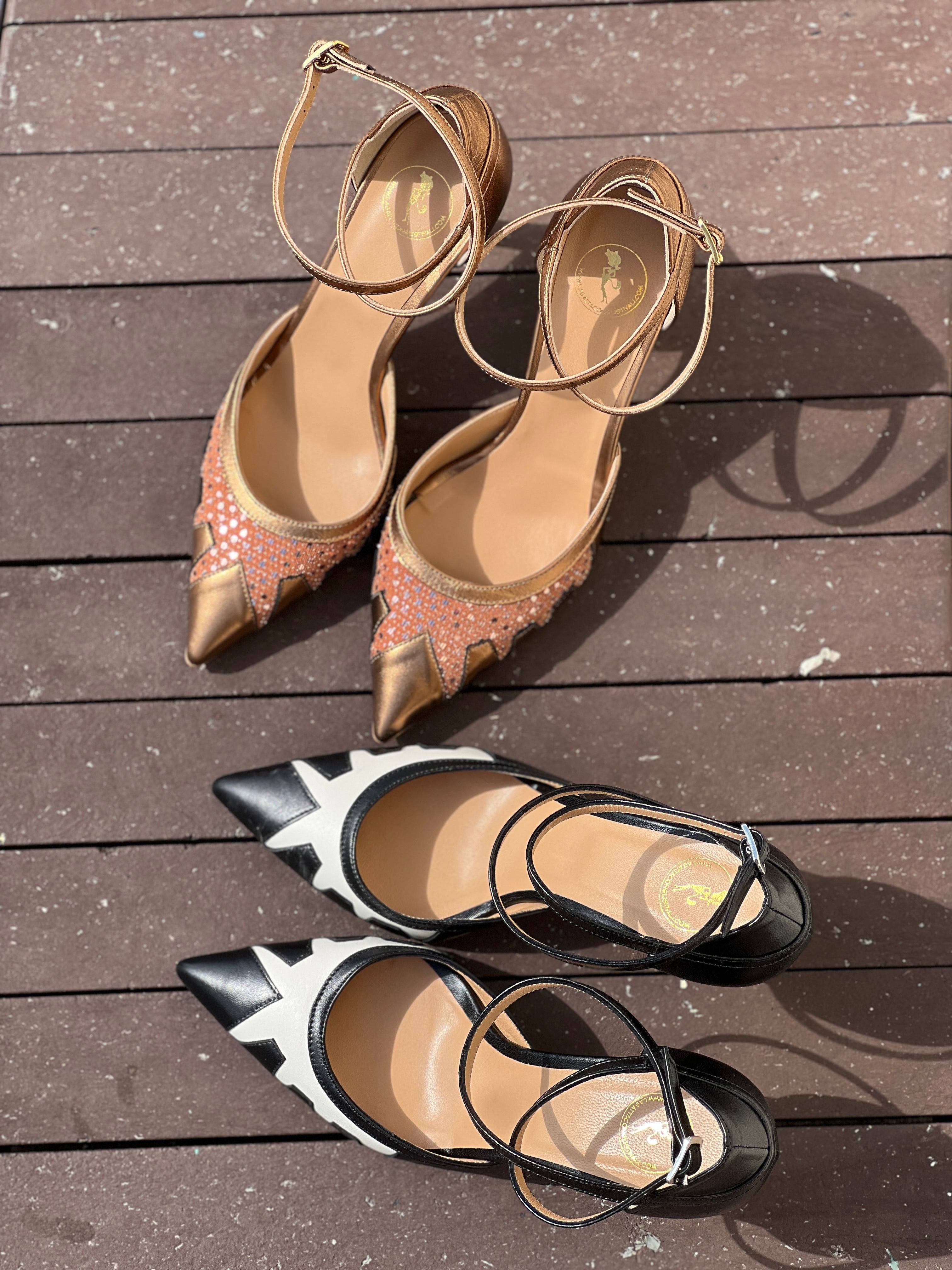 Image of Eva Bw decolletè in nappa bianca e nera tacco tacco 8 lavorazione artigianale marchigiana